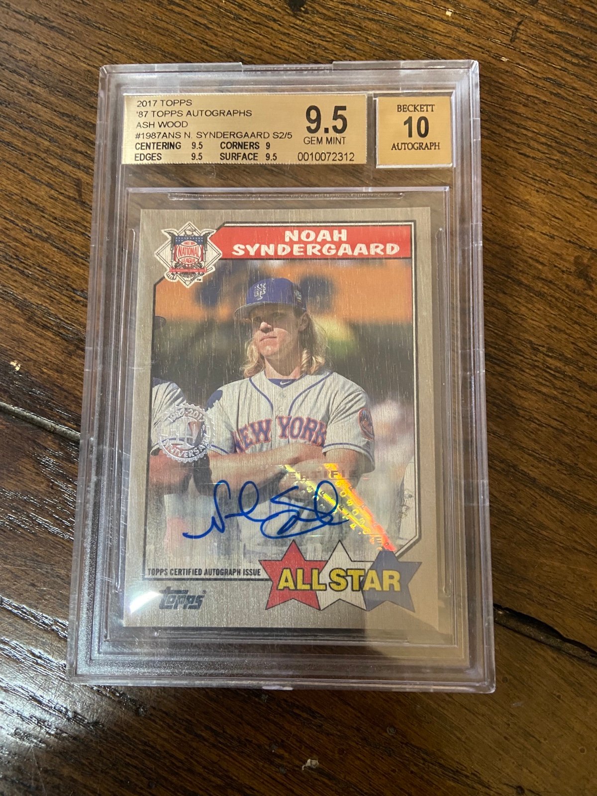 2017 Topps Noah Syndergaard 1987 Ash Wood Auto #5/5-BGS-9 Mint #1987A-NS
