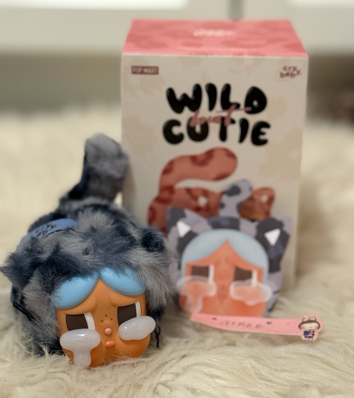 アイドル CRYBABY Wild but Cutie Neon&Denim Authentic) Crybaby Wild But Cutie (Denim Cutie) USA SELLER