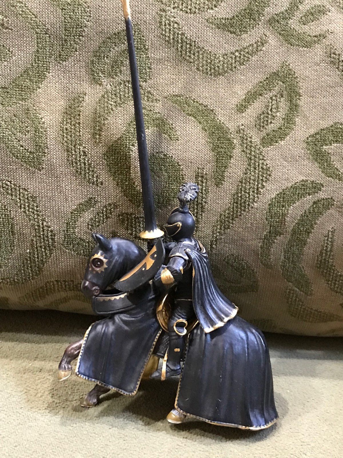 Schleich World of Knights Lion Coat of Arms