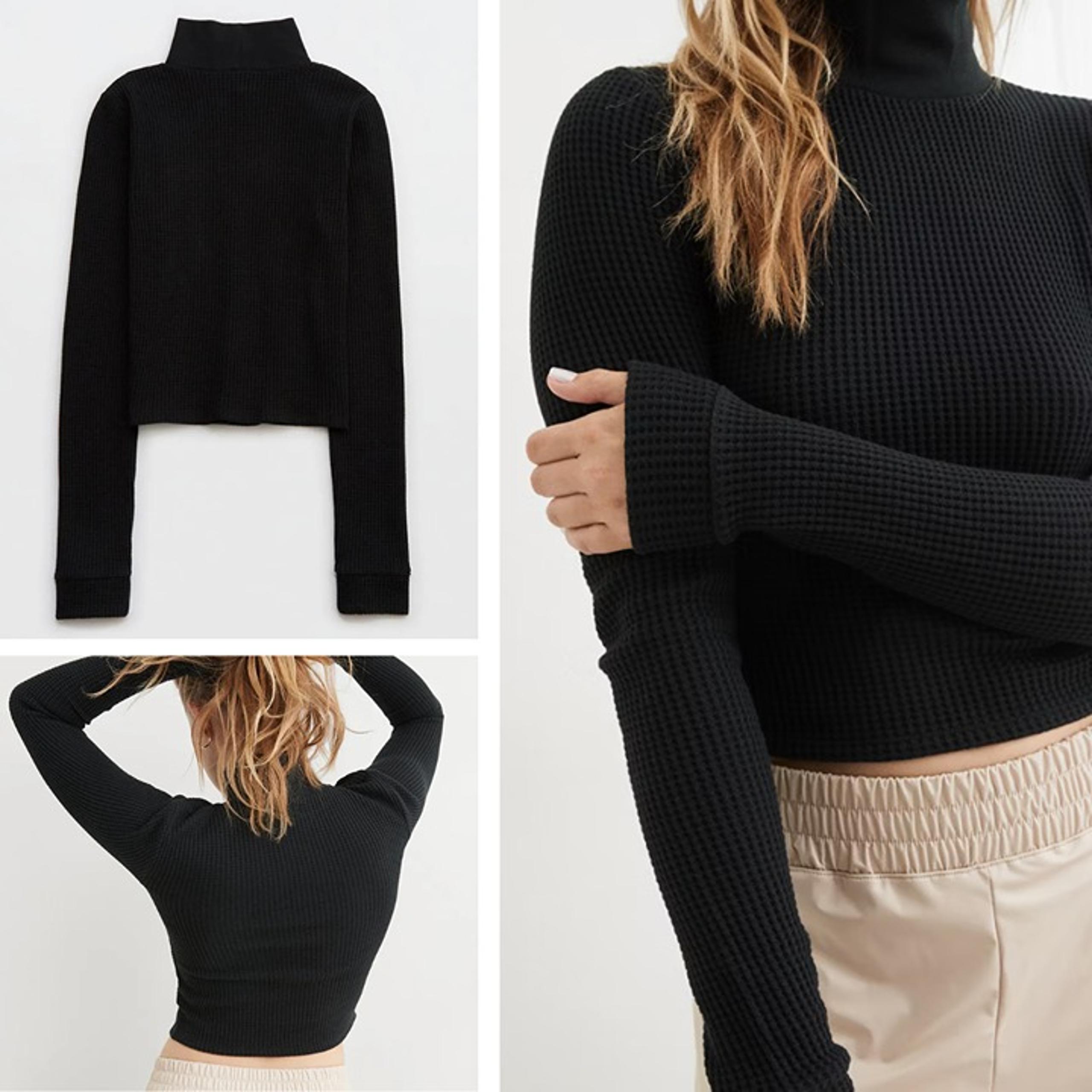 Aerie Blizzard Waffle Knit Cropped Long Sleeve Top