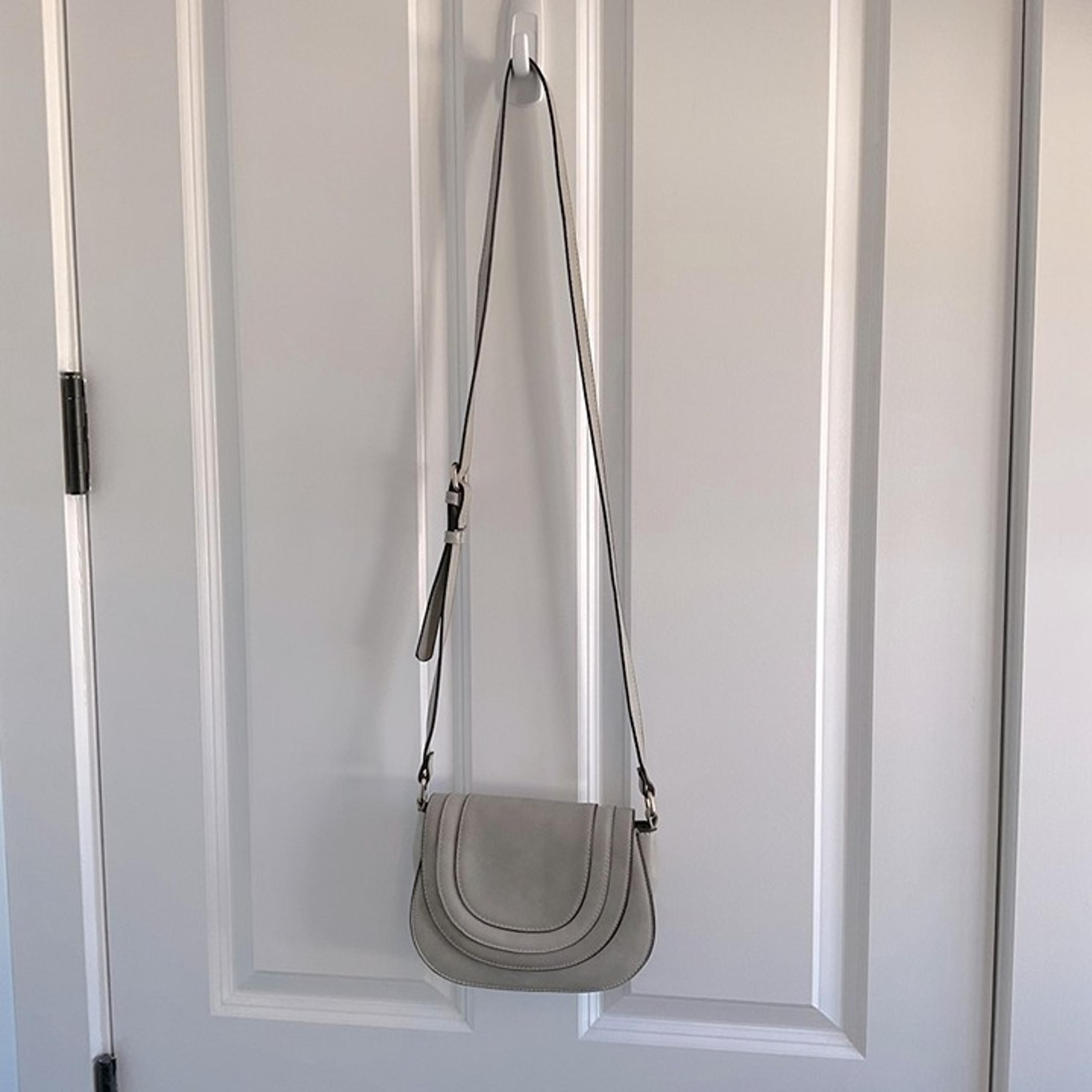 NWT Women’s Sole Society Bryson Elegant Gray Crossbody Bag