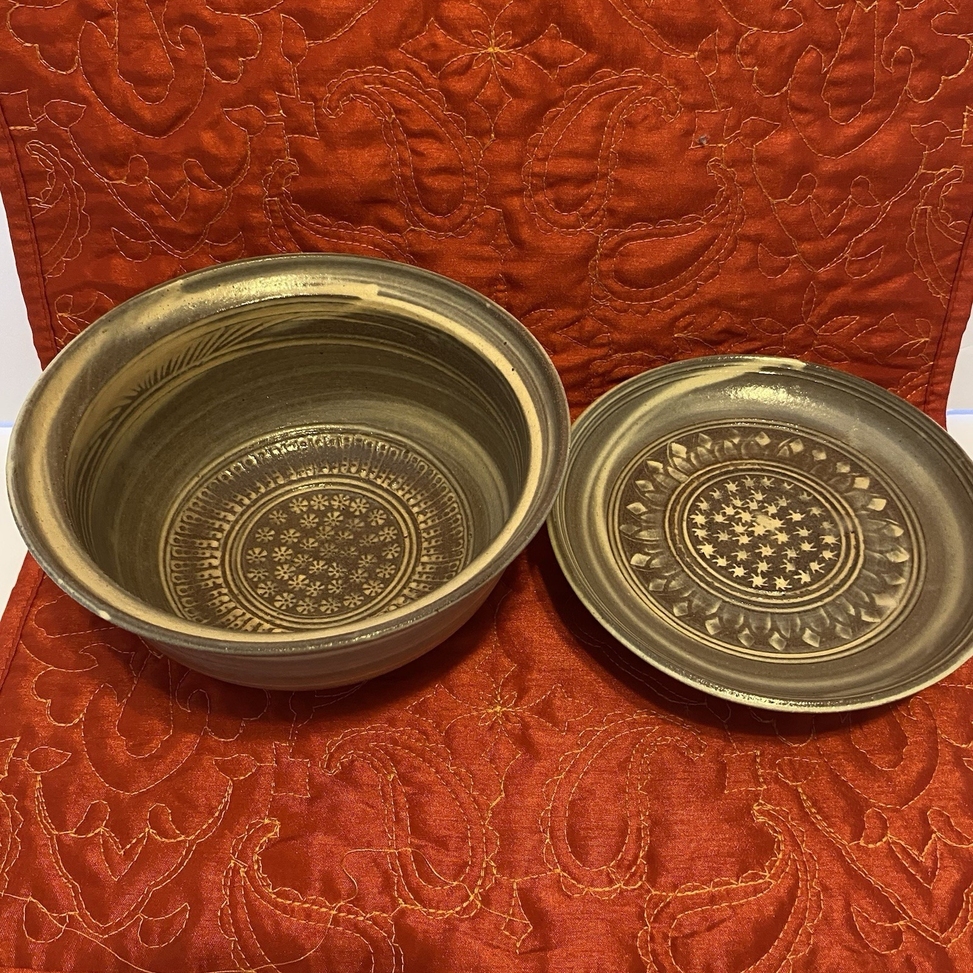 Japanese Tea Ceremony Bowl W/Saucer/Lid Brushed Brown Perfect Condition Signed