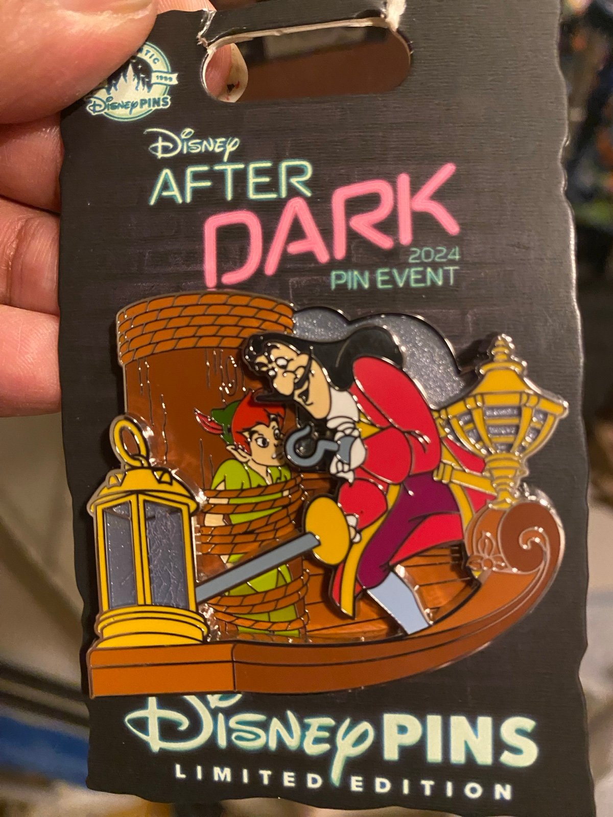 Disney Parks After Dark Villains Spotlight Captain Hook Peter Pan Pin LE 750