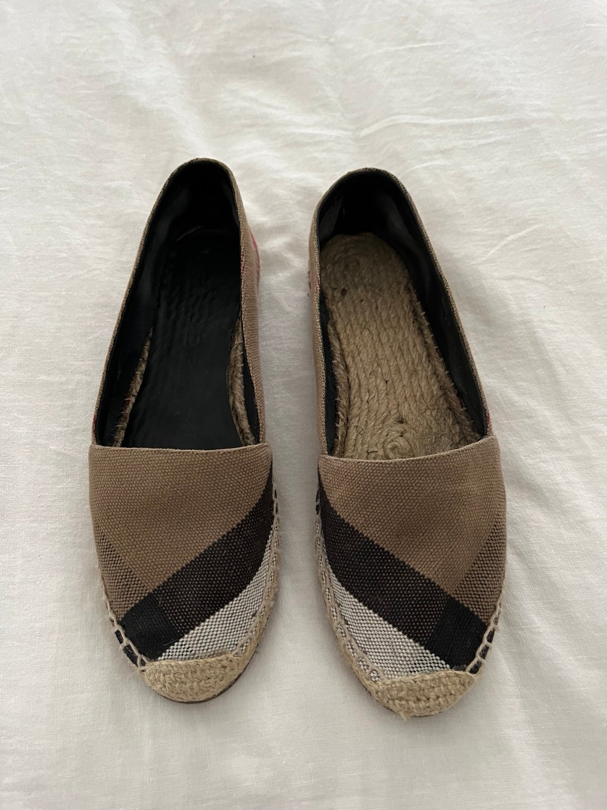 BURBERRY スリッハ ミッドレングス ウールカーコート (フラックス／サンド