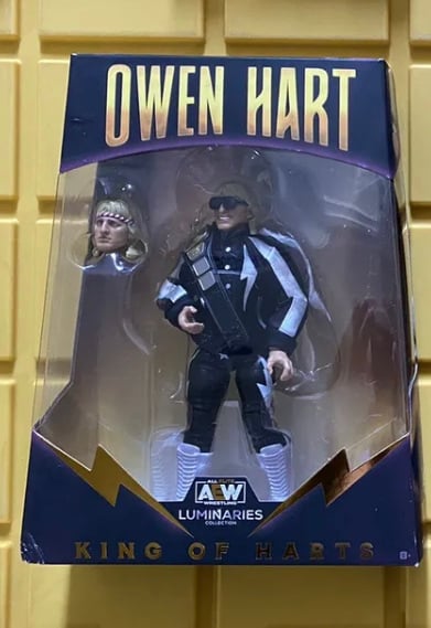 AEW action figure Unrivaled Exclusive Luminaries Owen Hart Brand New