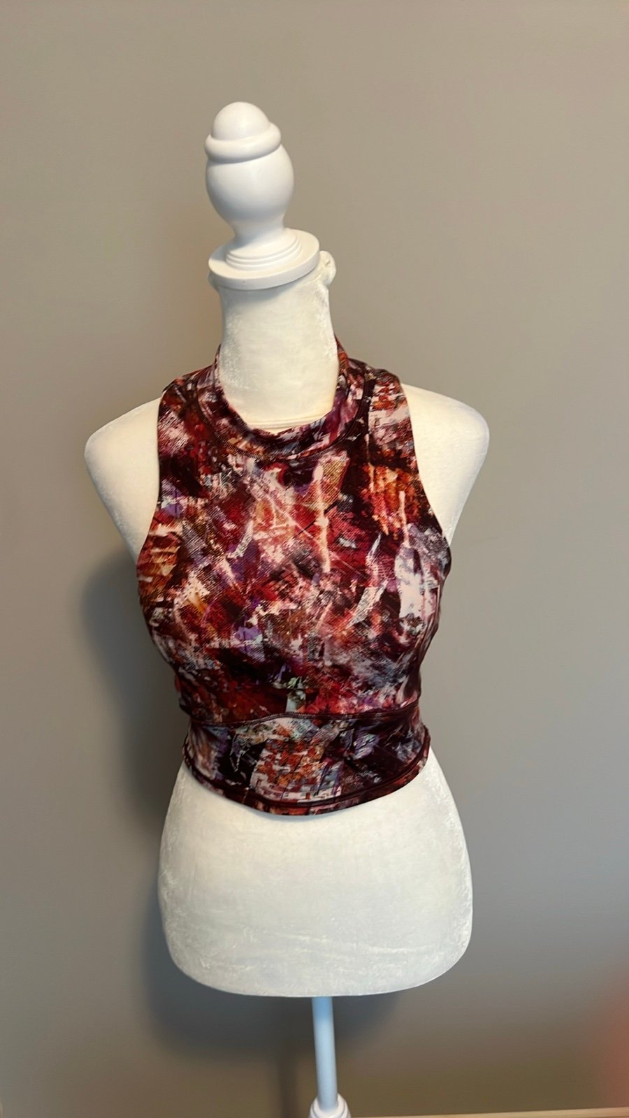 Lululemon Everlux & Mesh High Neck Tank - Size 4