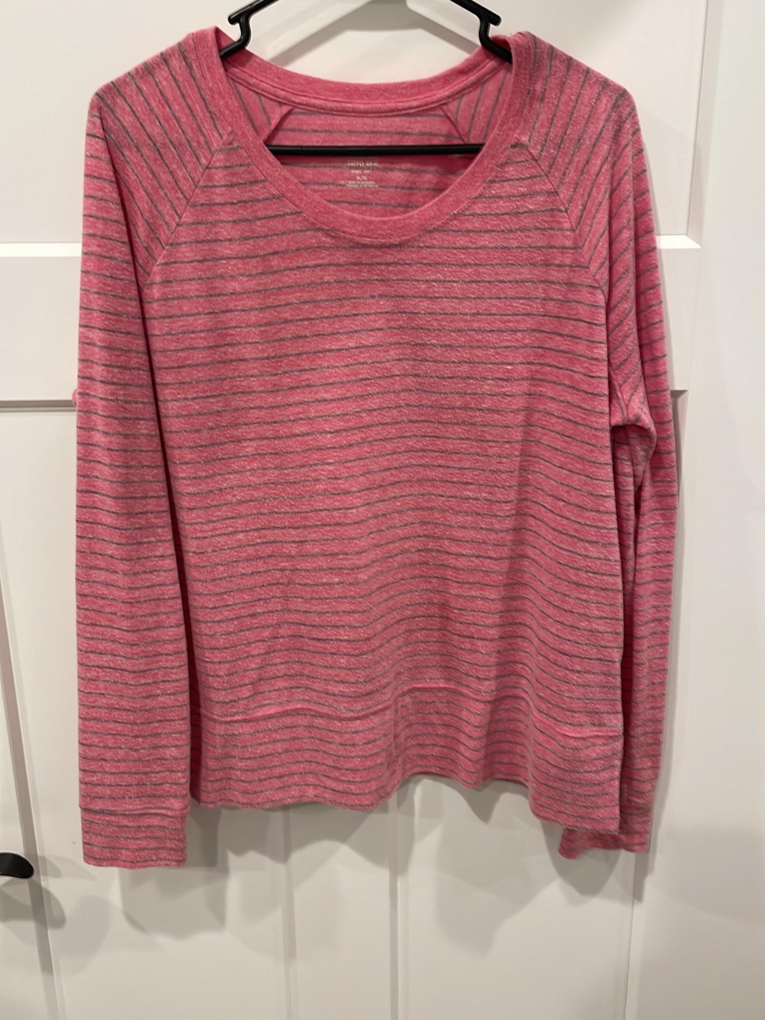 Mossimo’s soft thin cotton long sleeve shirt