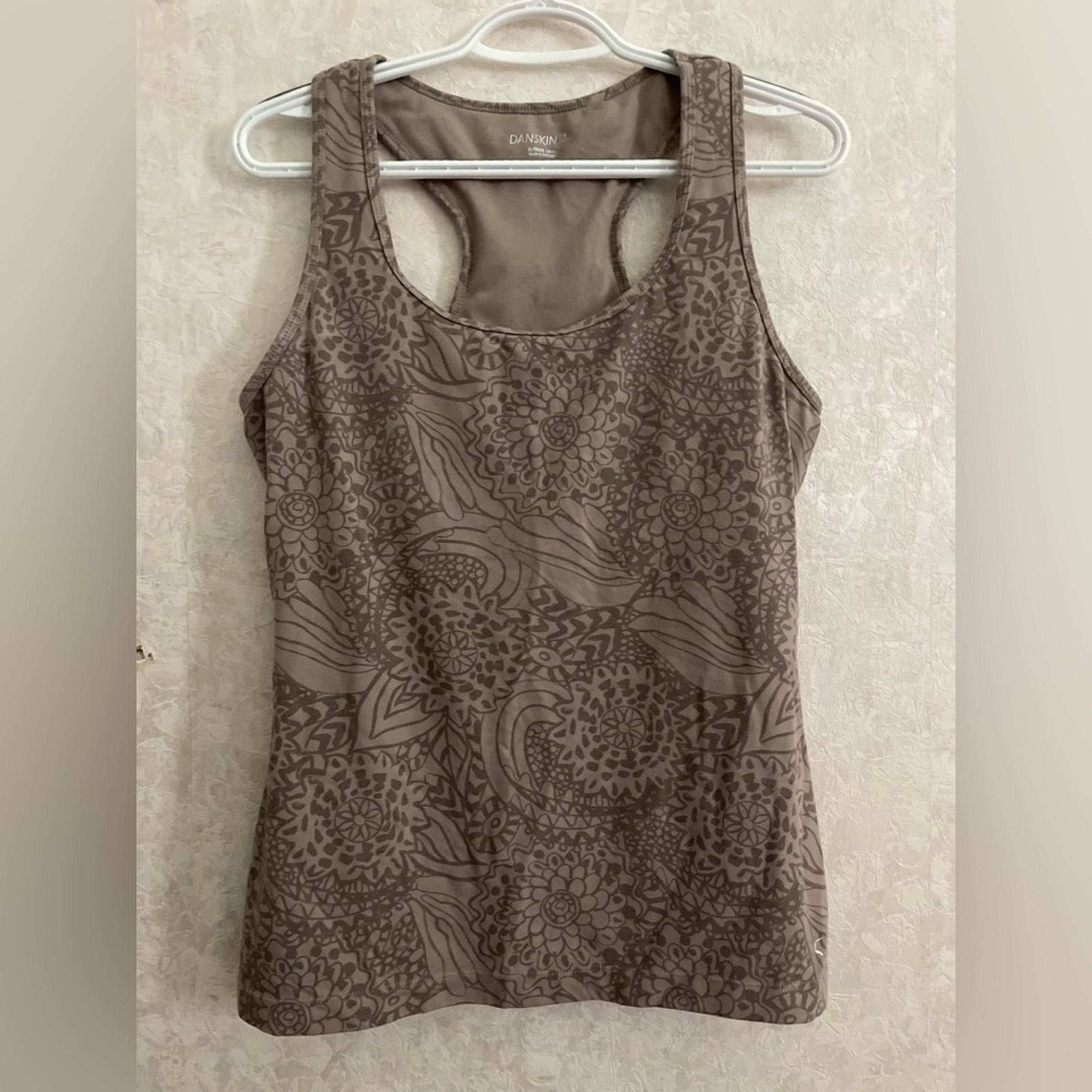 Danskin women's extra large athletic tank top