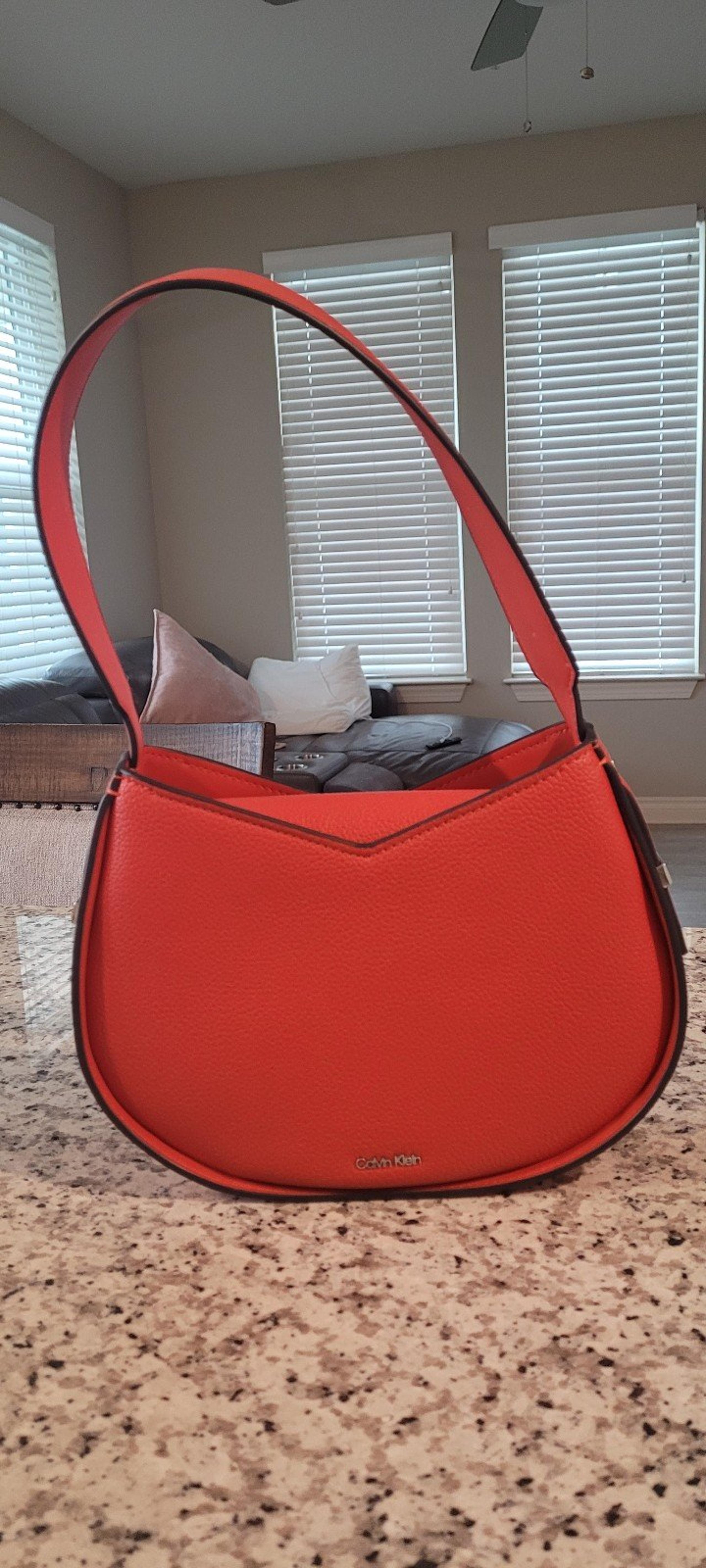 Calvin Klein Shoulder Bage