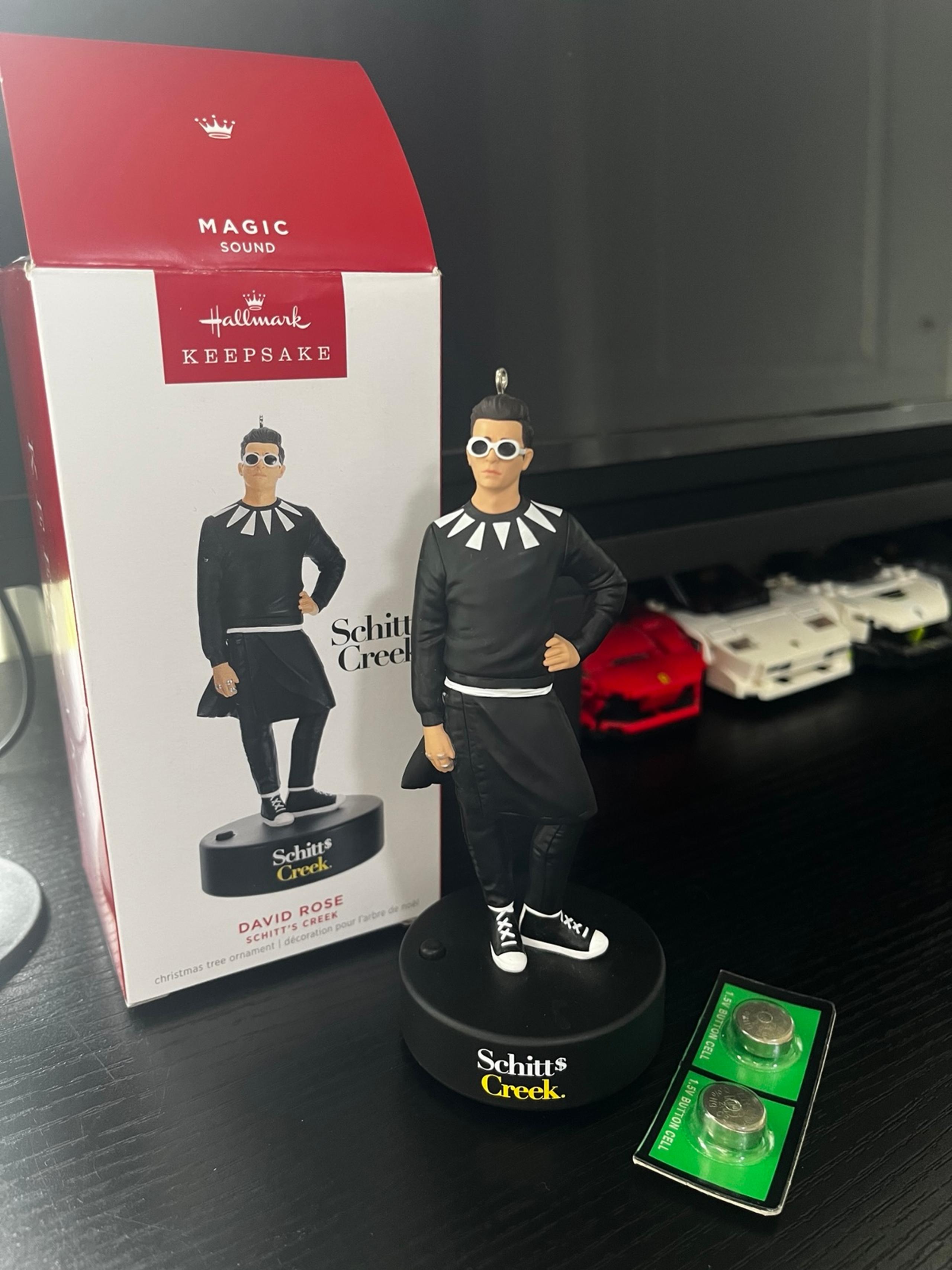 Interactive Hallmark Keepsake Schitt’s Creek David Rose