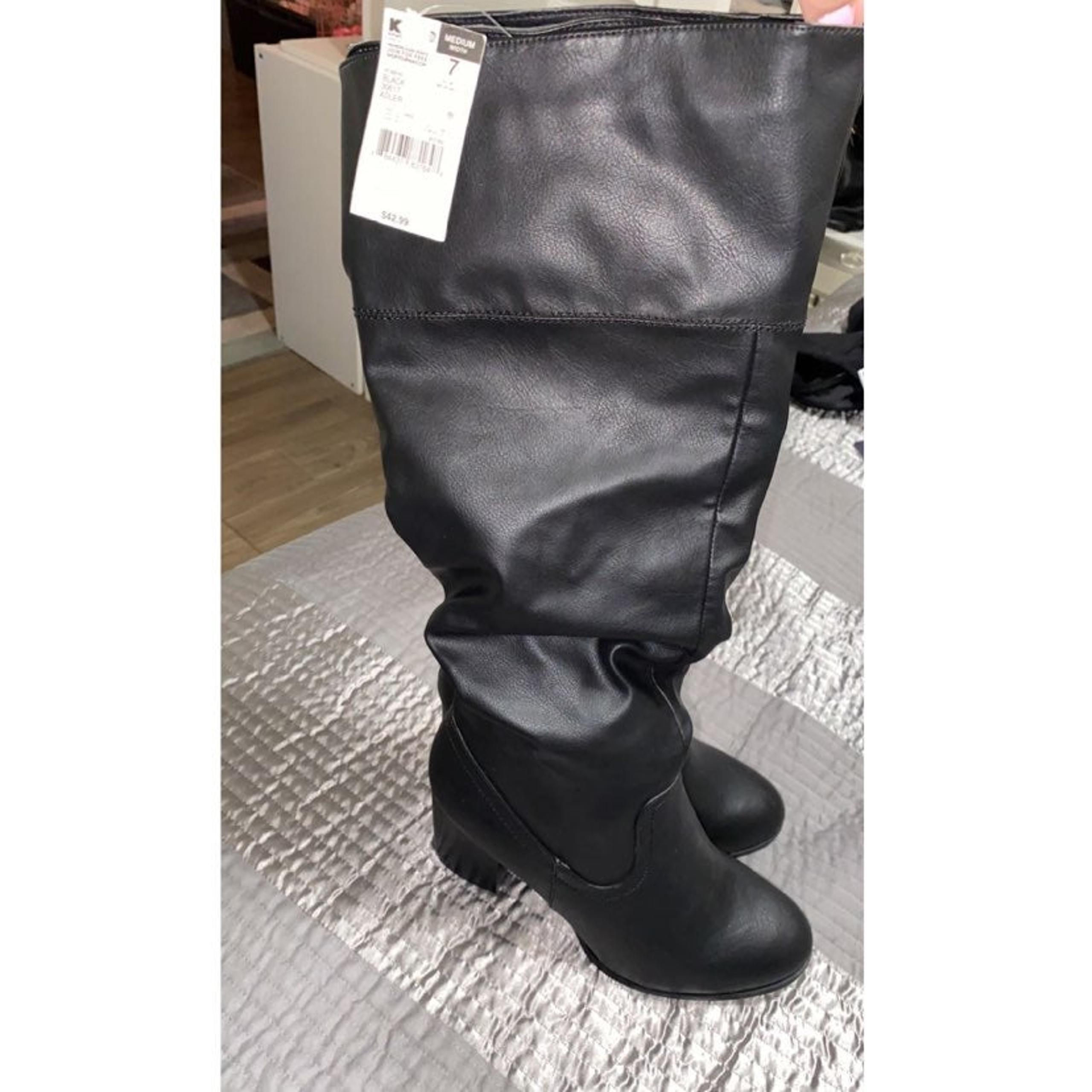 Long knee high Leather Boots