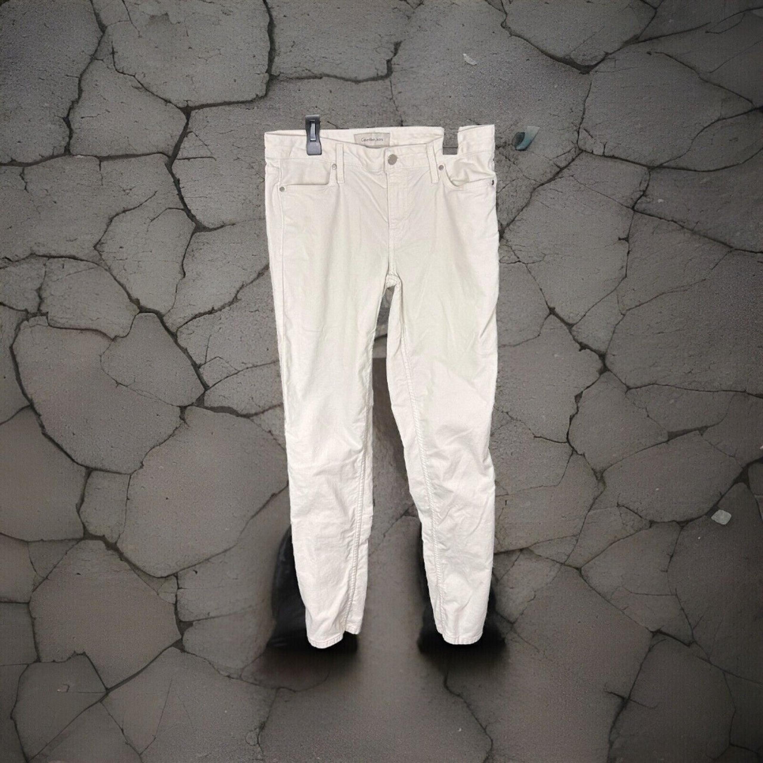 Calvin Klein Legging Jeans Womens 8 Ivory Velvet Slim Fit Stretch Toothpick