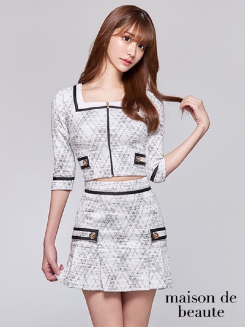 ## **Cabaret Dress, Checkered Pattern Set-up, Dress, Cabaret Hostess**