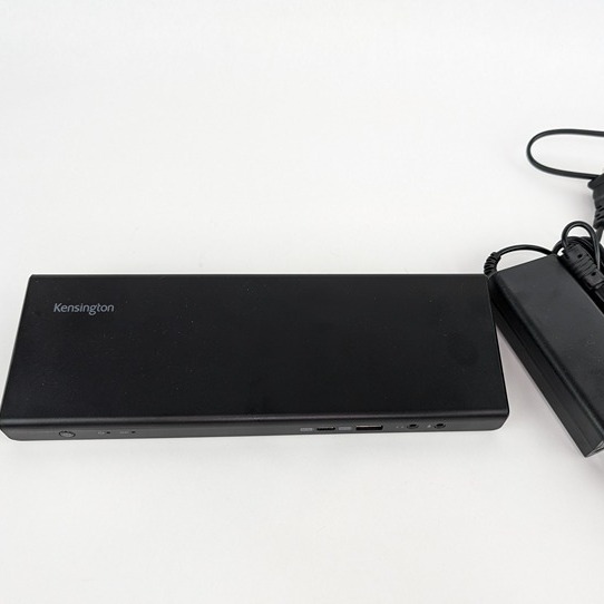 Kensington 3.0 Dual 4K Docking Station USB & USB-C SD4750P with 20V power plug