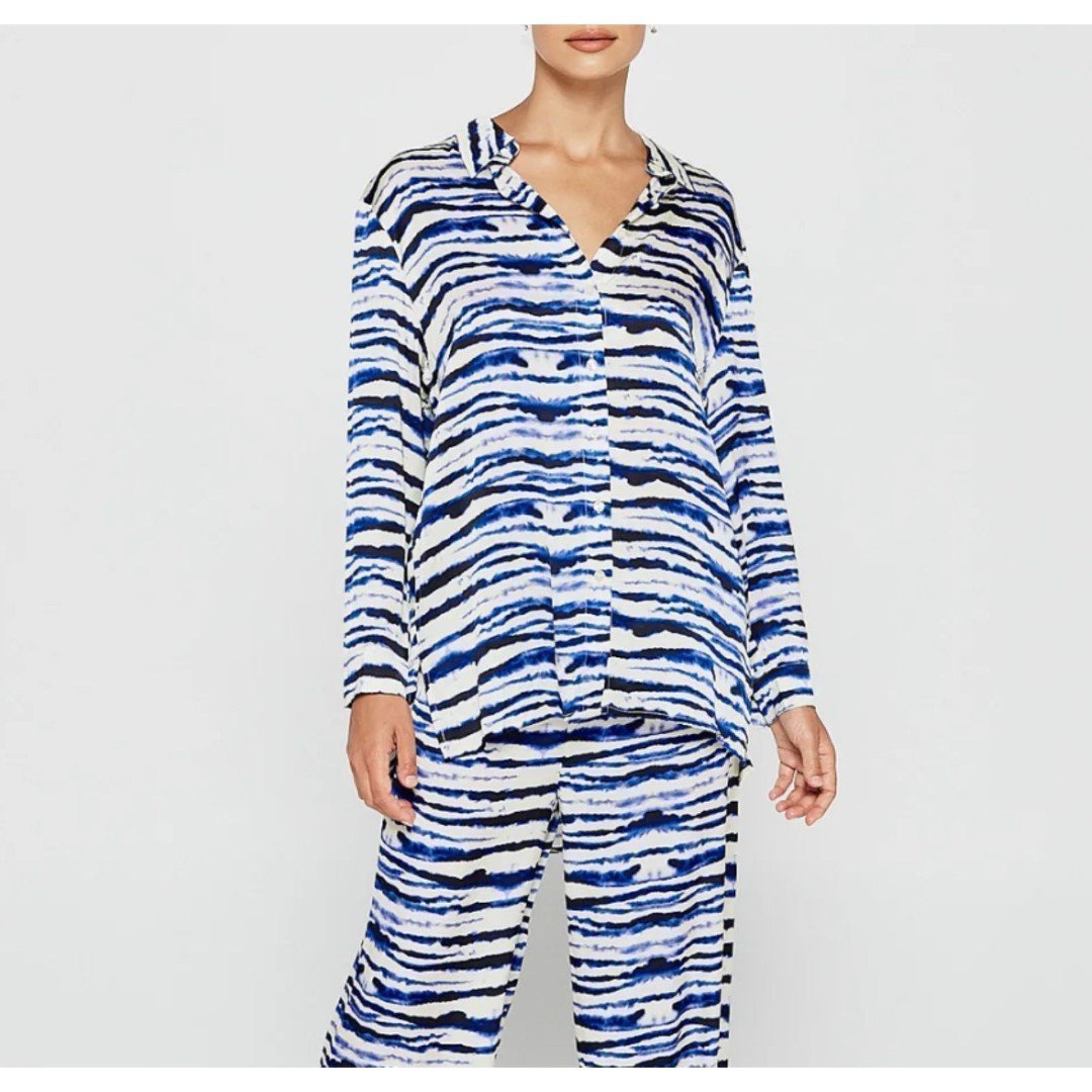 PIPPA THE LABEL Samy Button Down Top in Zuri Sz Small