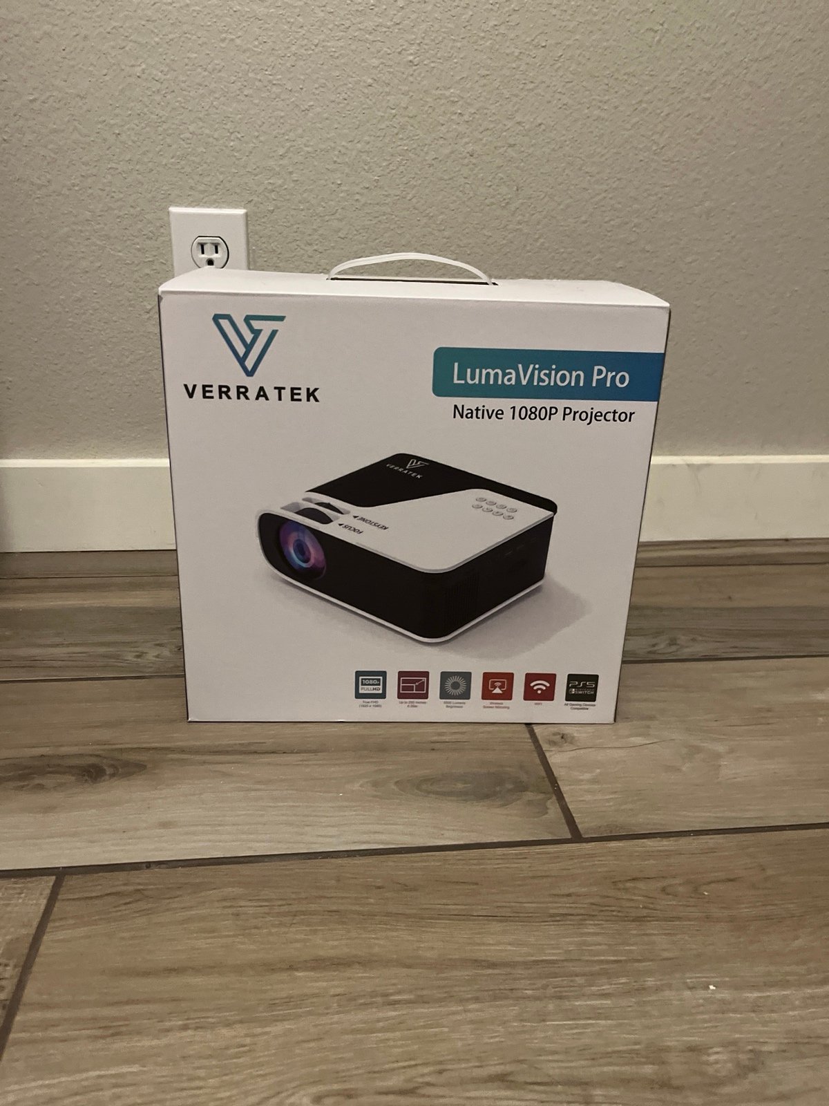 Verratek LumaVision Pro Projector