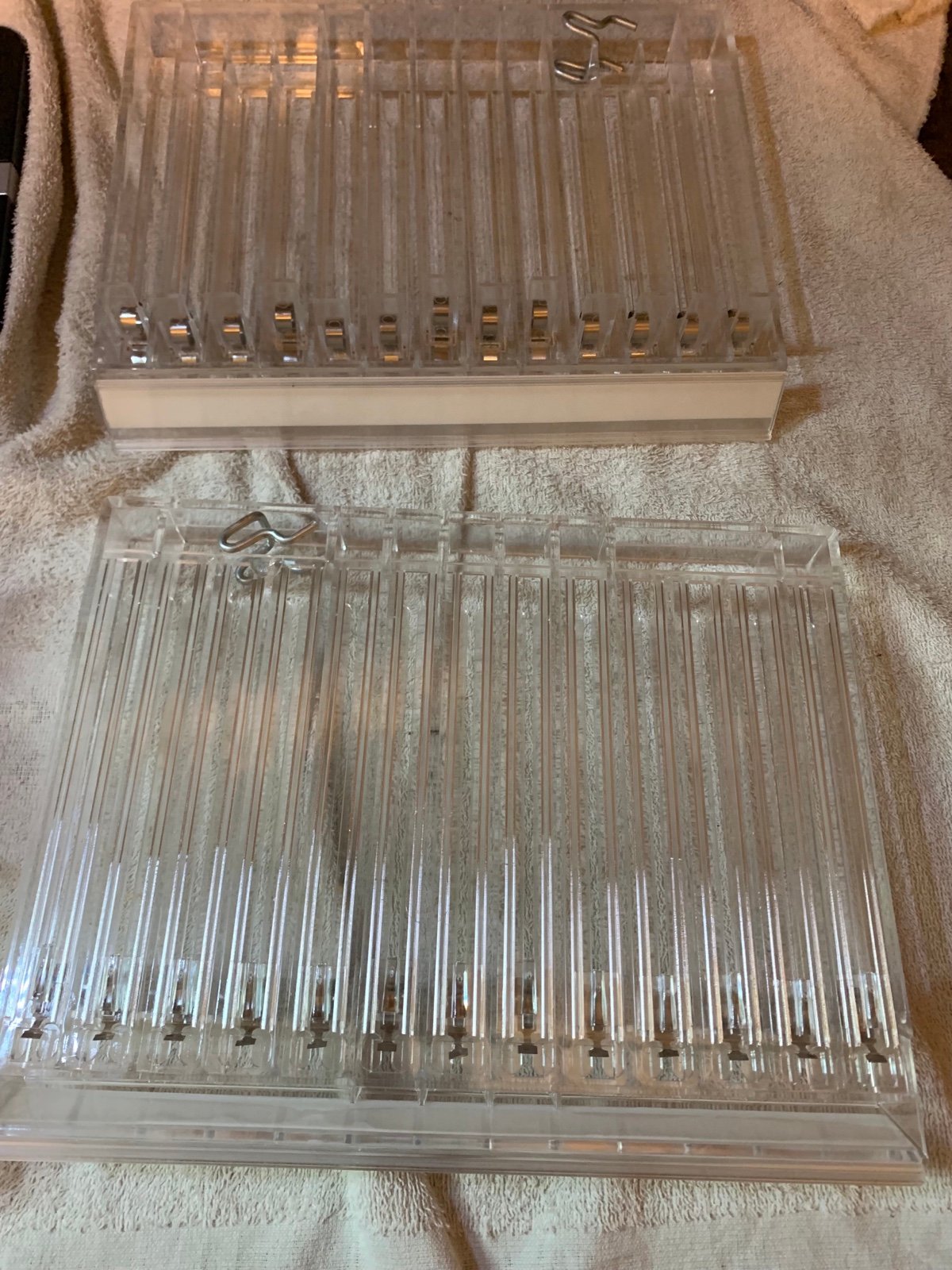 Azar Displays 225513-2pack 13-Compartment Cosmetic Tray with Spring Clear
