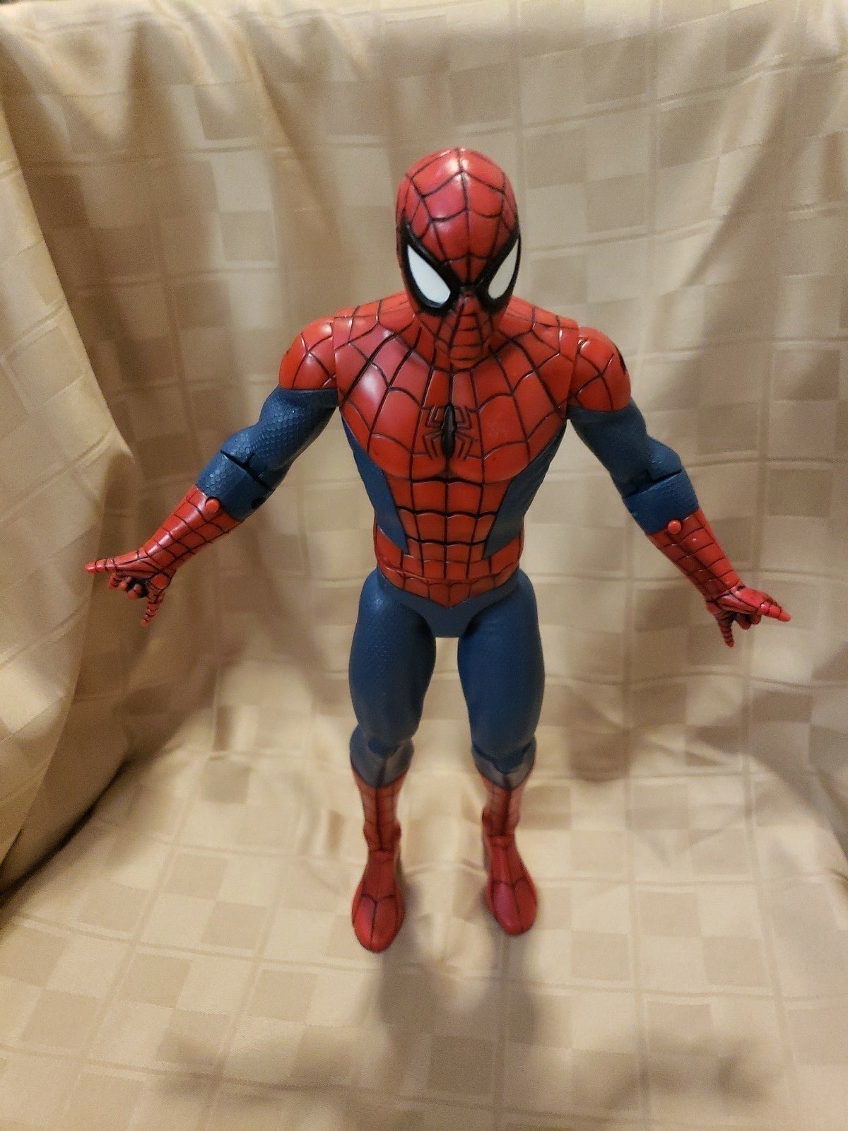 SPIDERMAN FIGURE