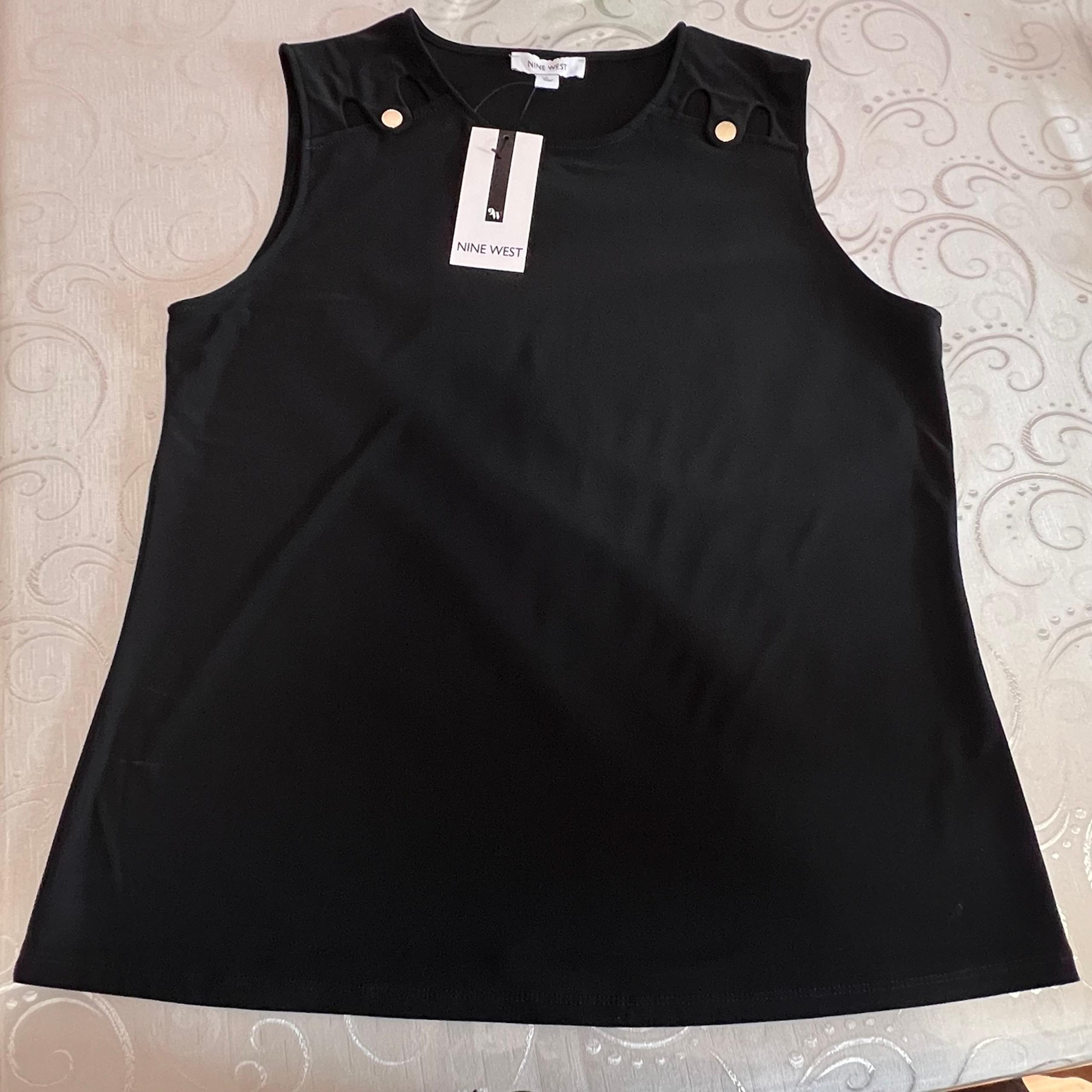 New!!! Nine West women black tank top