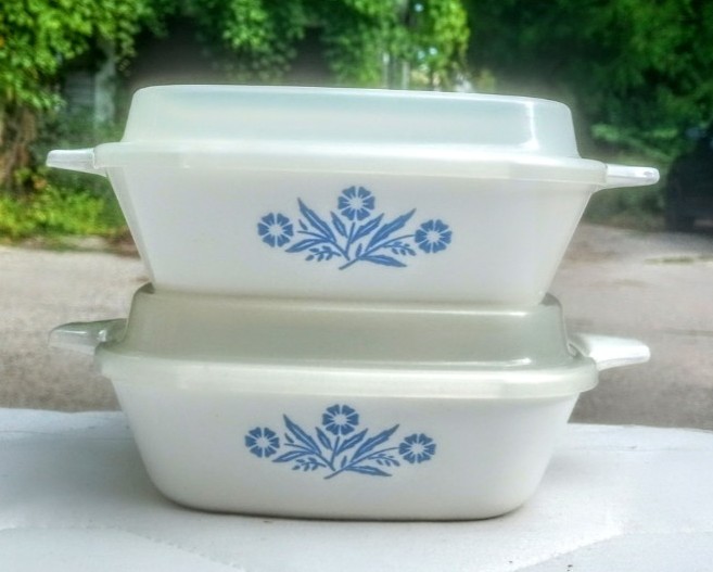 Corning corningware blue cornflower petite individ. Casserole baking dish w lids