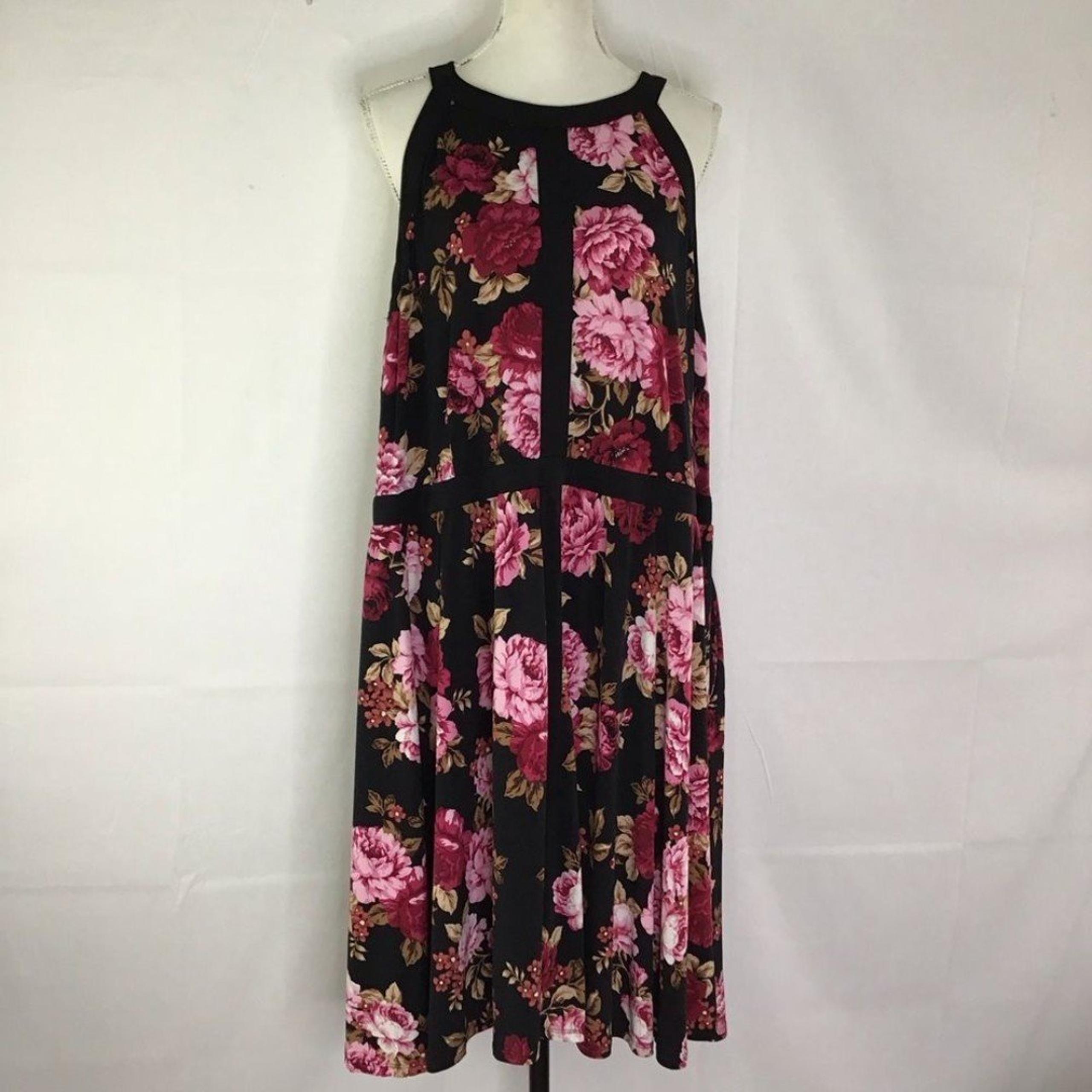 TORRID WOMEN BALCK PINK FLORAL TANK RAZER BACK MIDI SPRING PICNIC DRESS SIZE 4