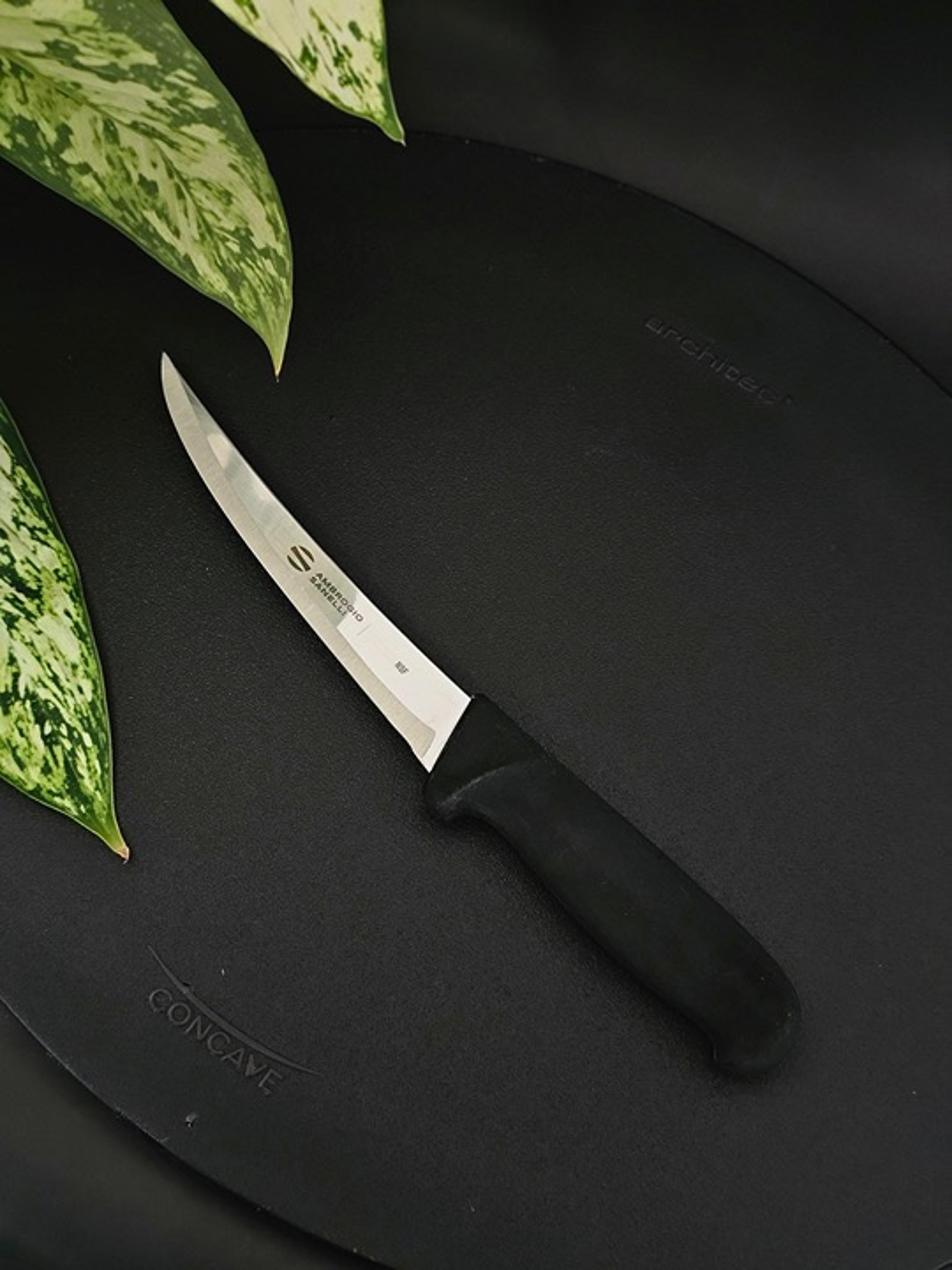 Ambrogio Sanelli 5" Boning Knife | Nitro-B Steel. Flexible Curved Blades