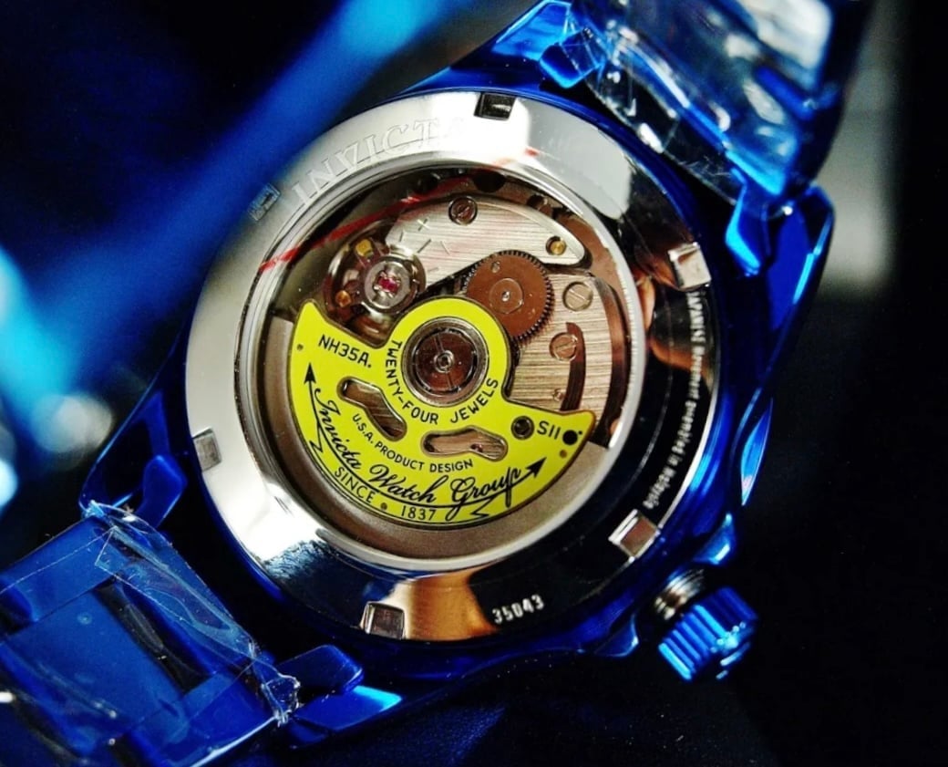 #005 New Invicta Pro Diver Automatic Men's Watch 40mm Steel Gold 200 Meter
