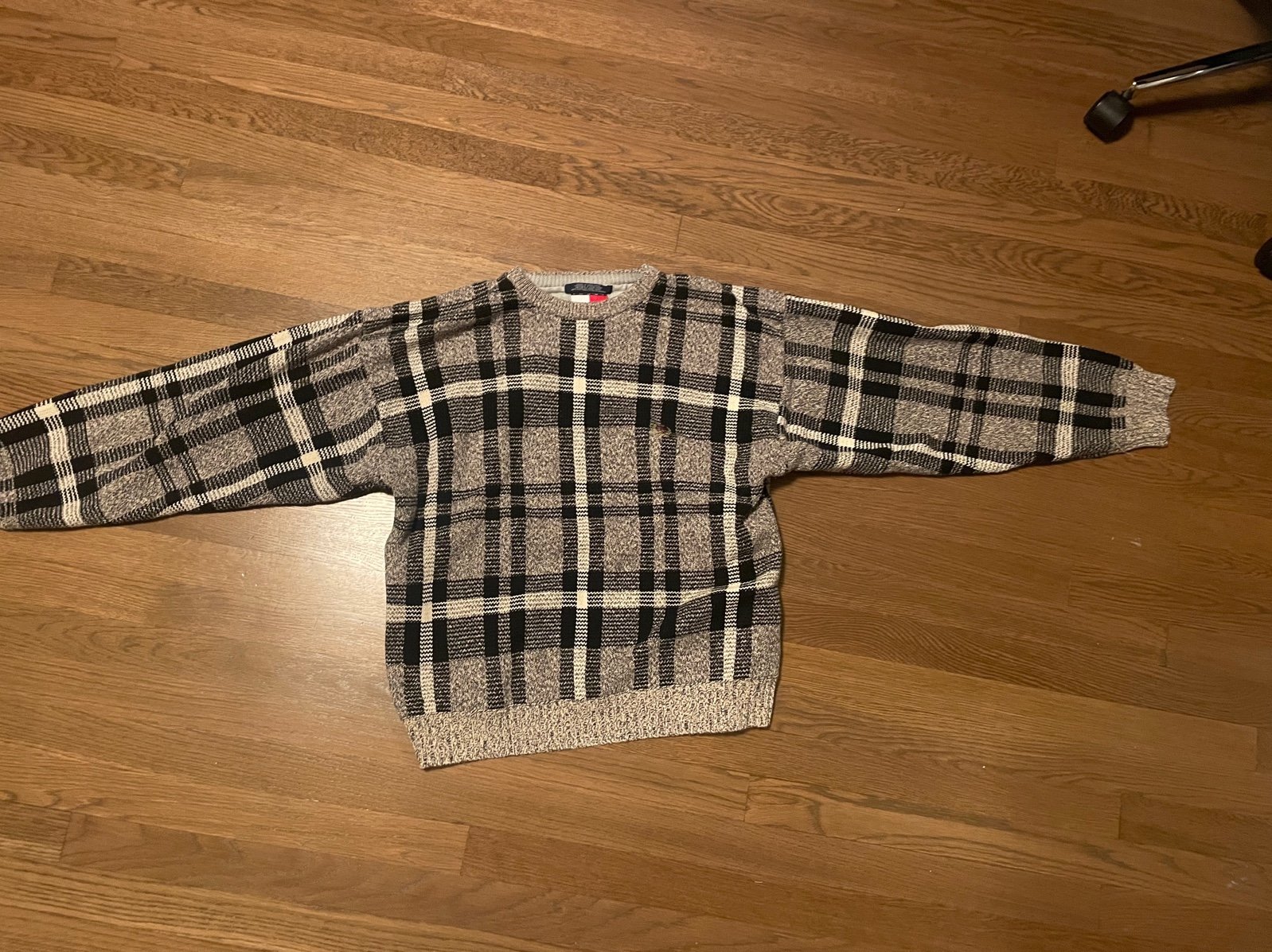 vintage Tommy Hilfiger sweater