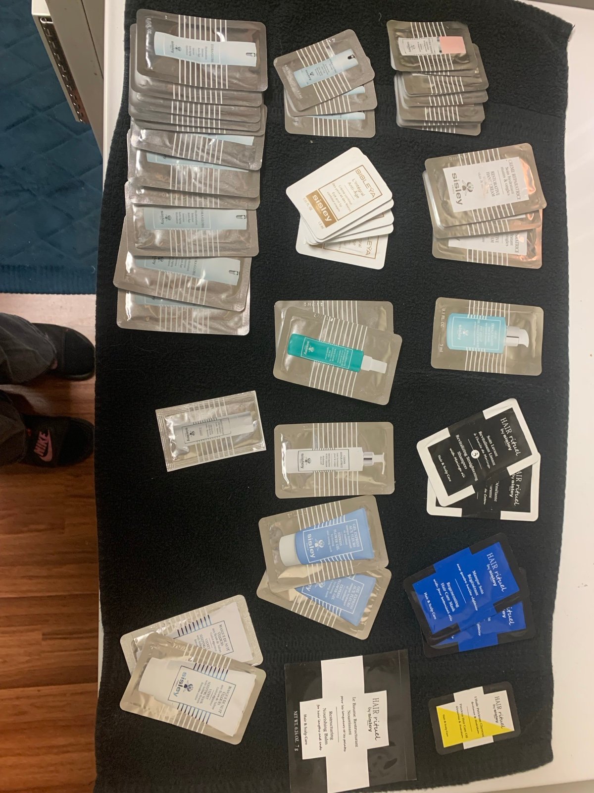 Sisley sample bundle