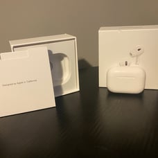 Apple AirPods