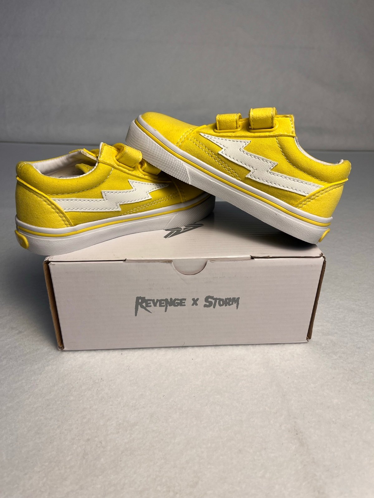 Revenge X Storm Yellow Strap Unisex Toddler shoe size 6C