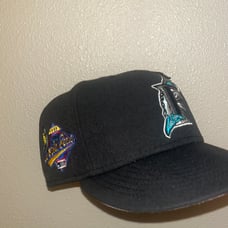 Hat Club Florida Marlins 1997 world service pink UV with 2 pins included!!! 7