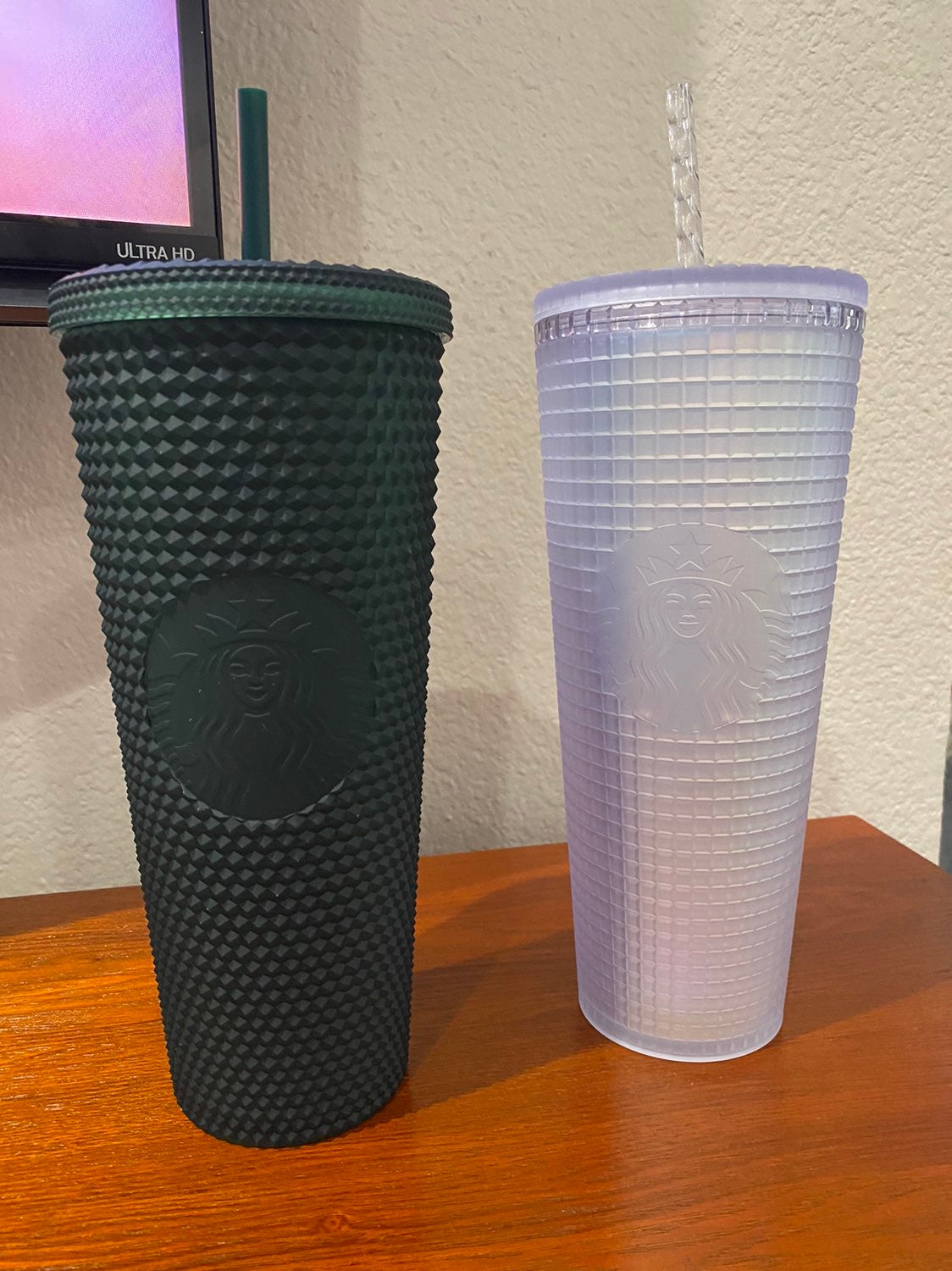 Starbucks Icy White Unicorn Grid & Hunter Green Studded Venti Tumbler Cups