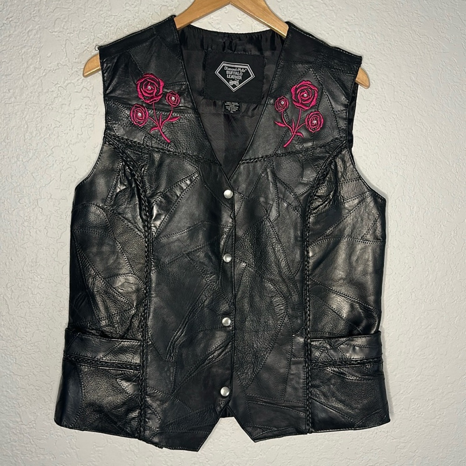 Black Leather Moto Vest Embroidered Roses Biker Gang Pockets Women’s XL