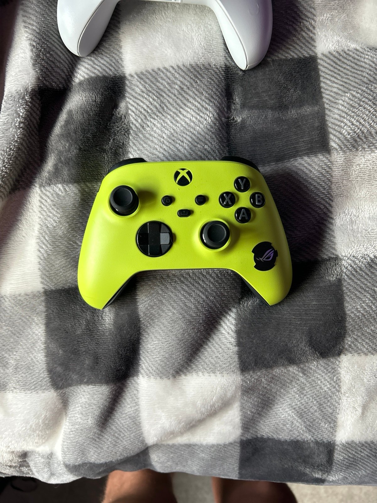 Xbox One s and Xbox series s custom controller