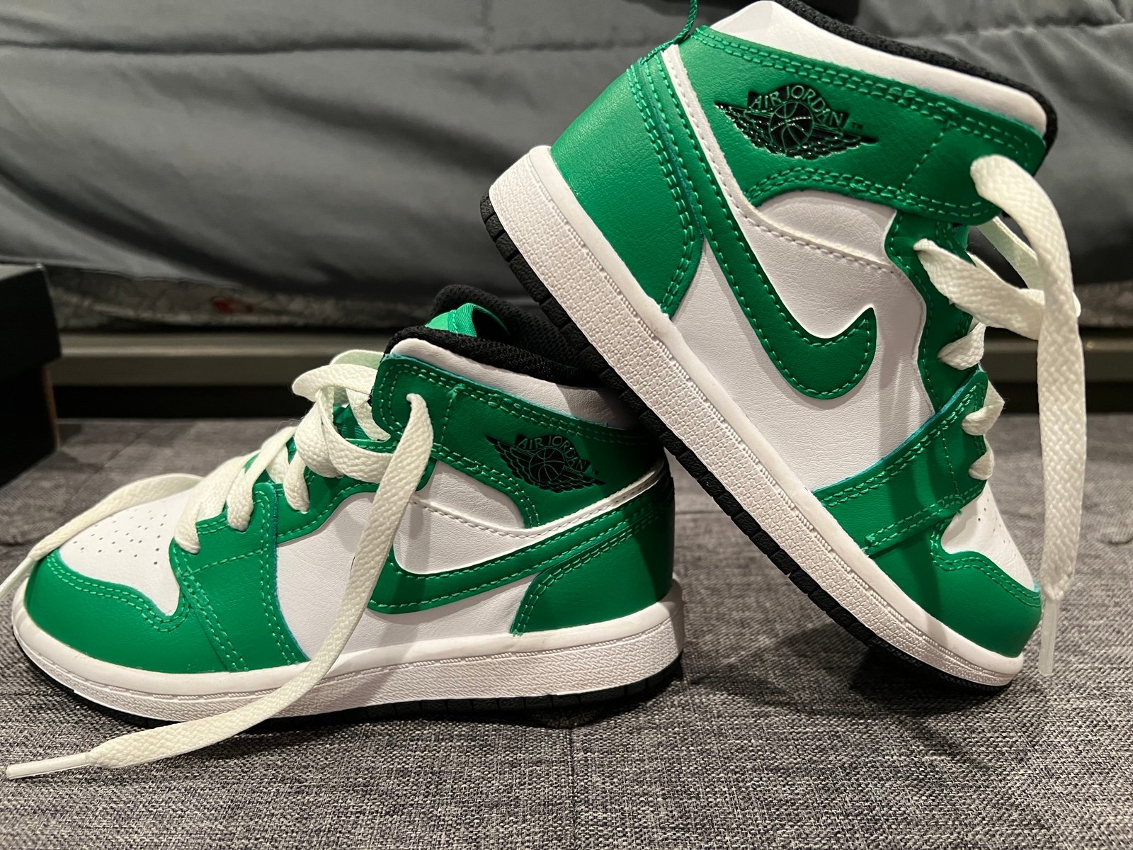 Jordan 1 Mid Lucky Green (preschool)