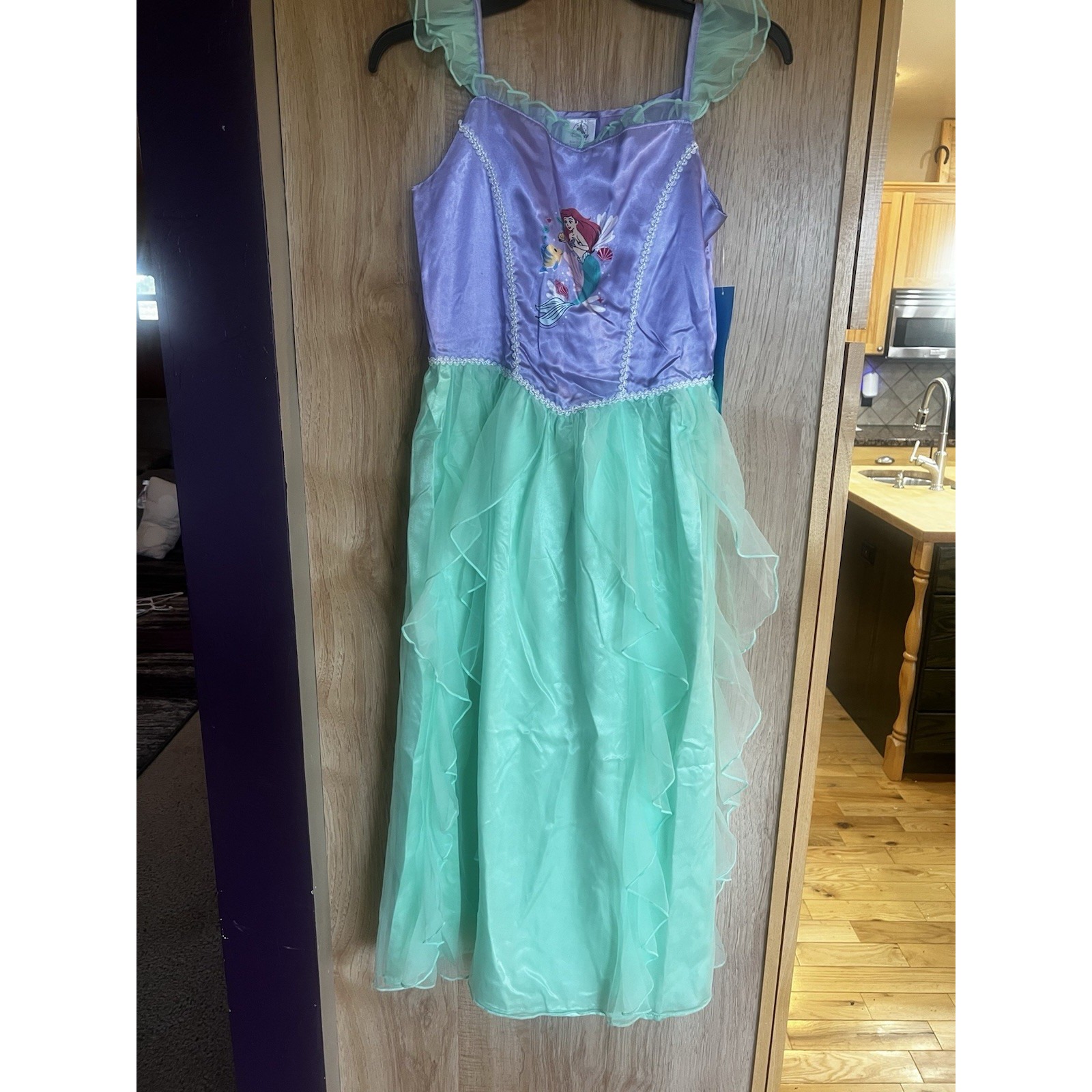 NWT Disney Store Ariel Deluxe Nightgown Costume 9/10 Girls Flounder