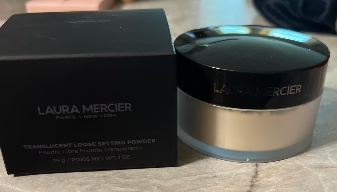 Laura Mercier translucent setting powder NEW