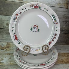Pfaltzgraff SNOW VILLAGE Snowman Farm Green Ring Stoneware Dinner Plates Set 4