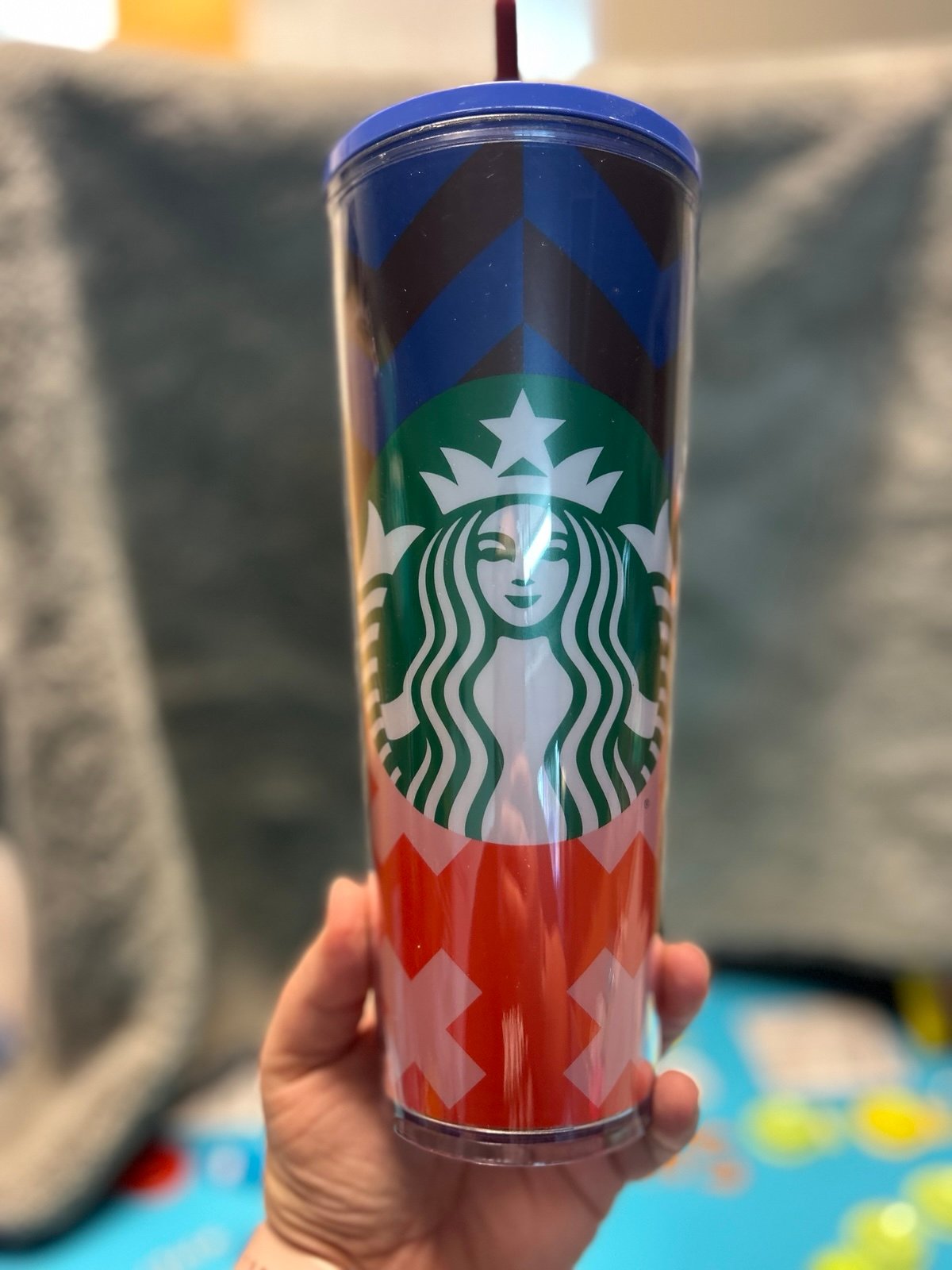 5 Starbuck Cups