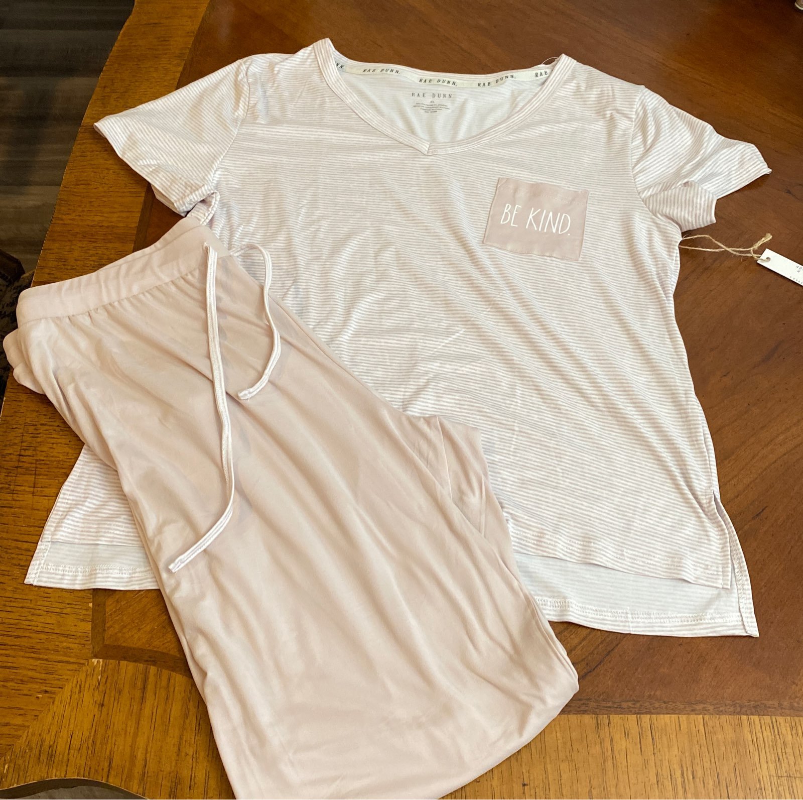 Rae Dunn Hilo Hem Top & Jogger Set W/Pocket Verbiage Pj set