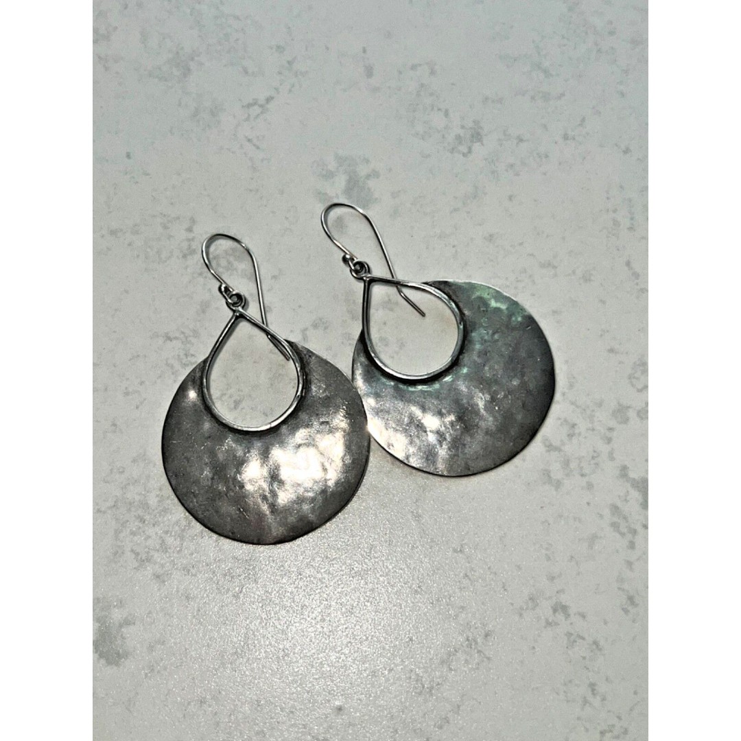 Silpada 925 Sterling Silver Half Moon Bay Hammered Disk Dangle Earrings