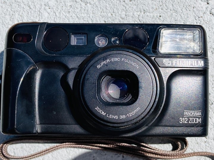 Fujifilm Discovery 312 Zoom 35mm Film Camera