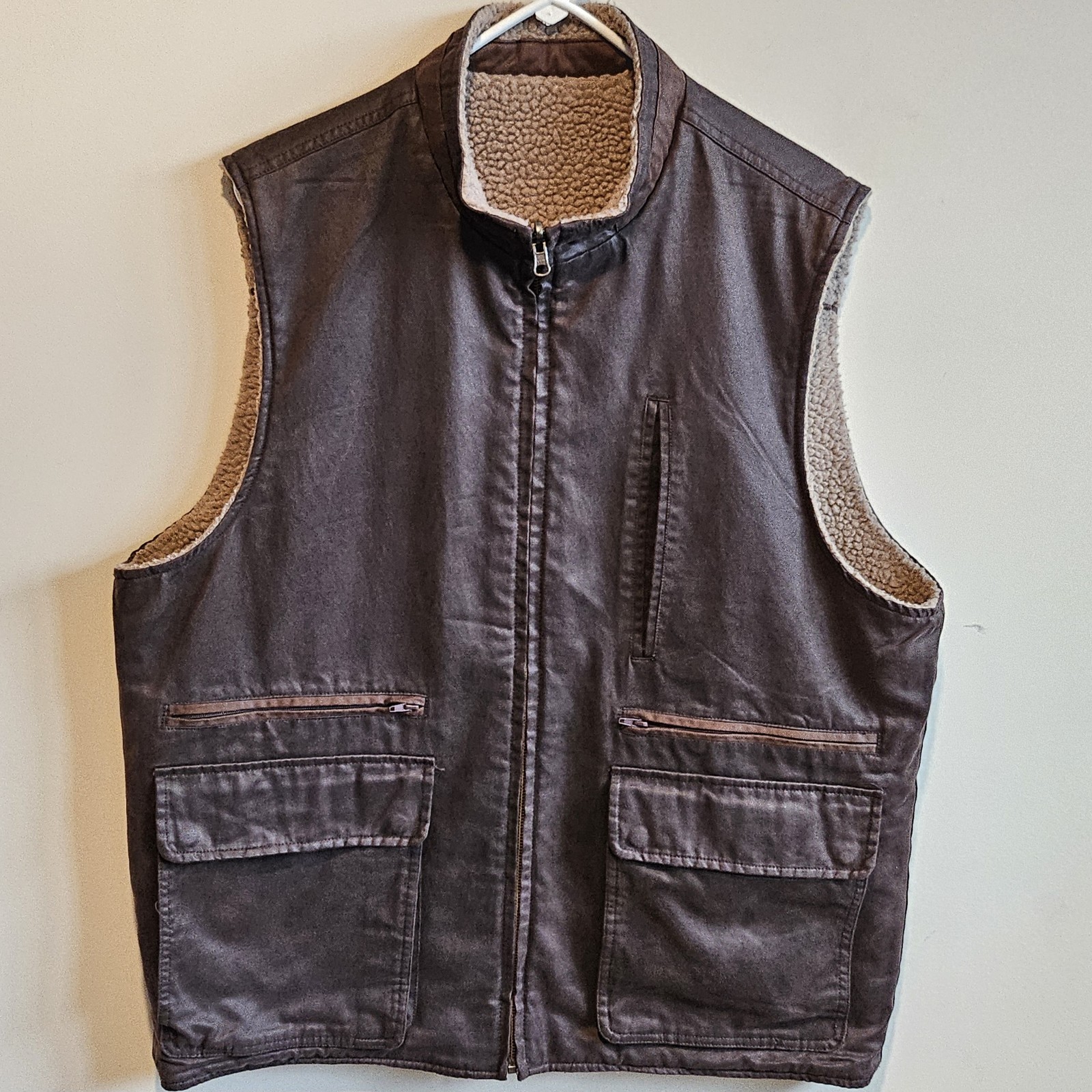 Madison Creek Outfitters Reversible Full-Zip Teton Vest - Size XL - Brown