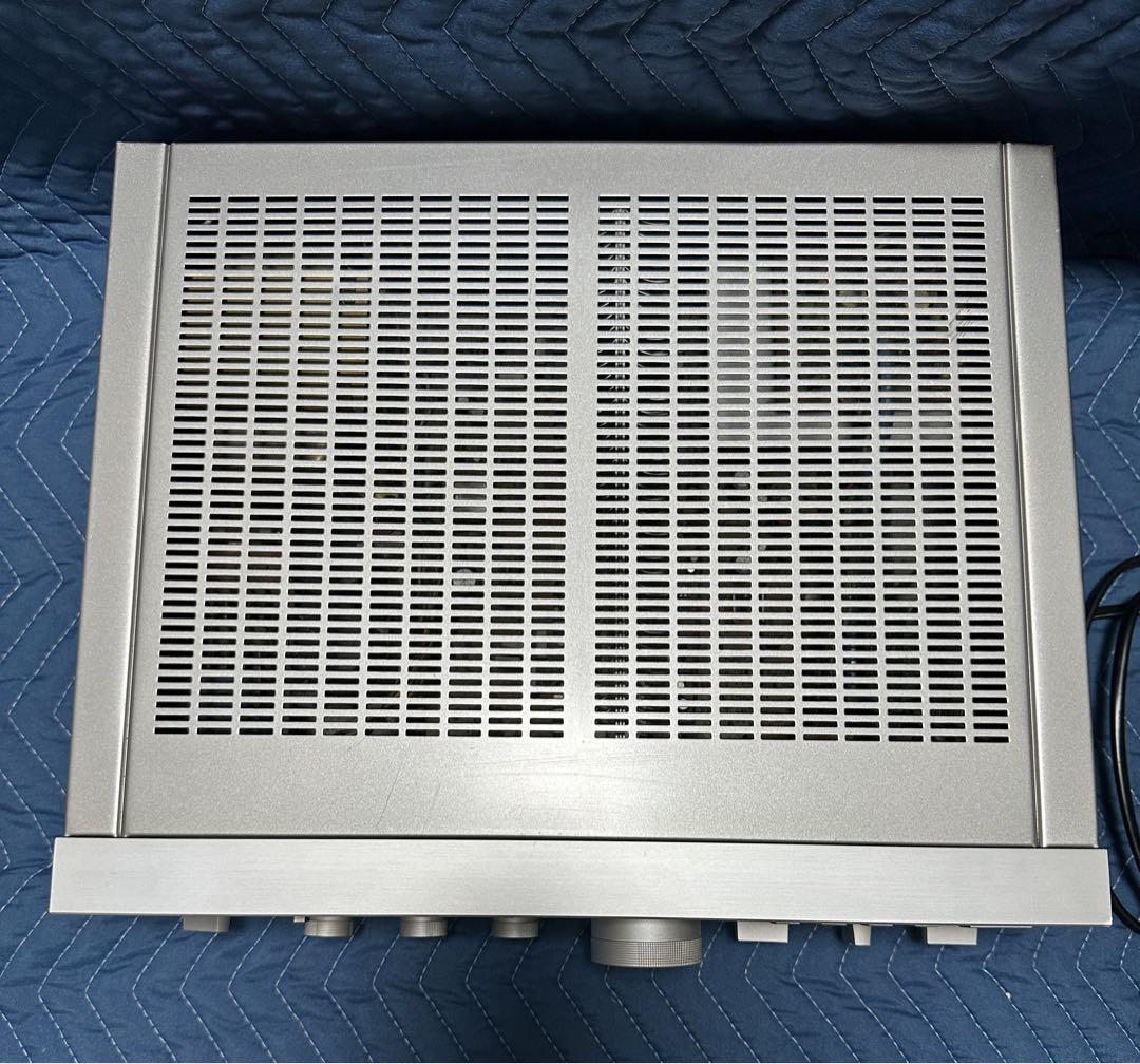 ONKYO Integra A-817RS, a defective/junk item.