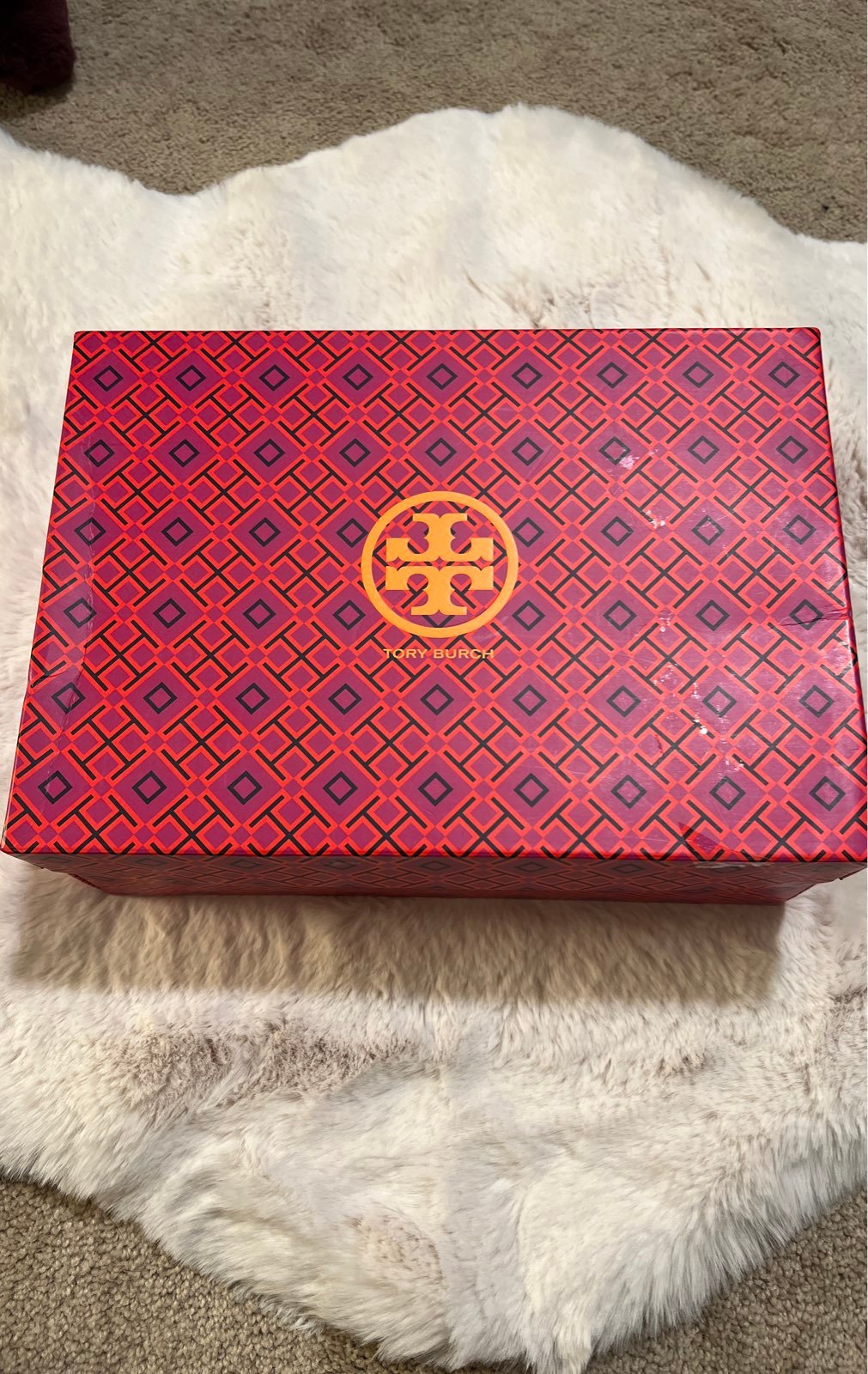 Tory Burch Shearling Slide size 7