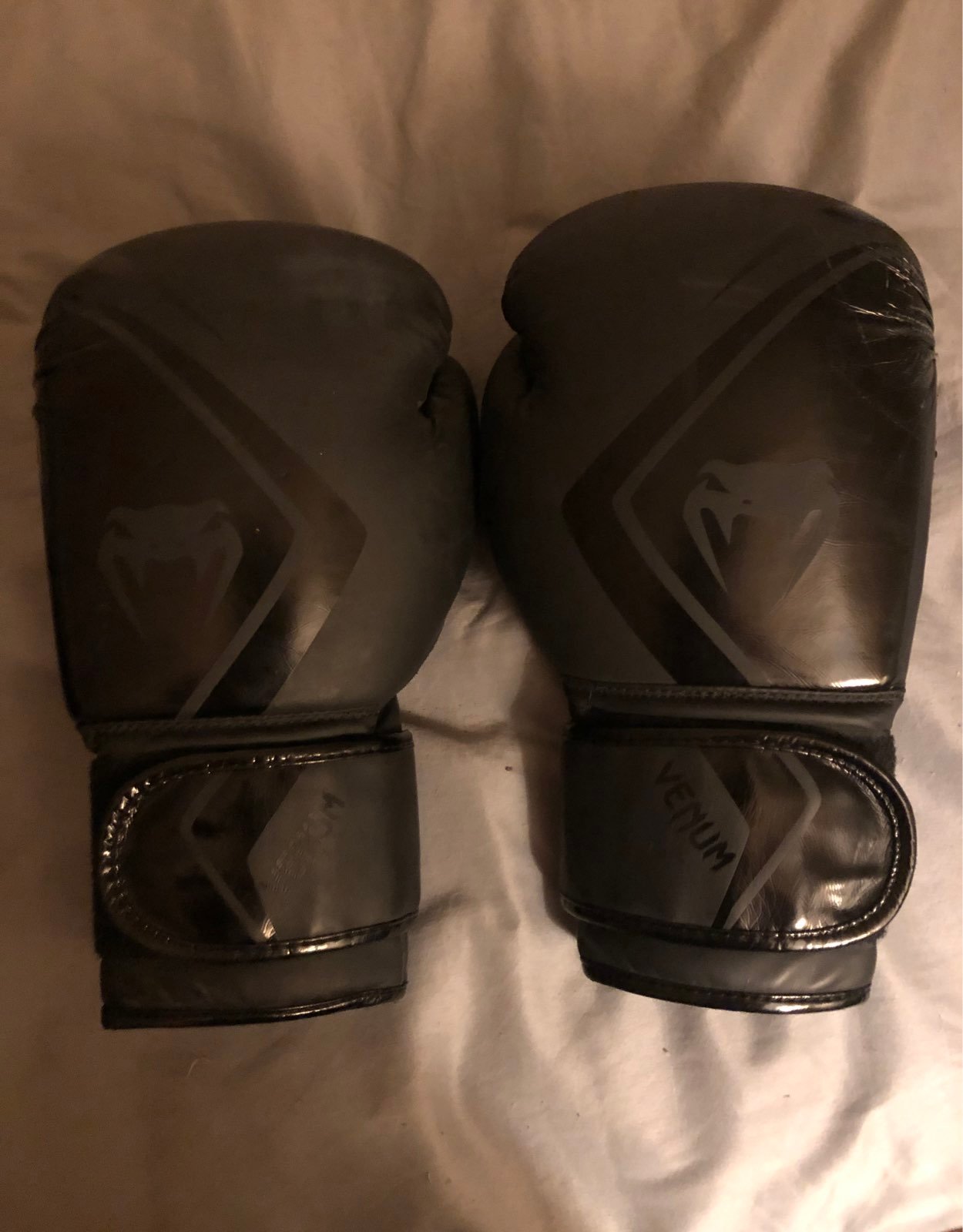 Boxing gloves