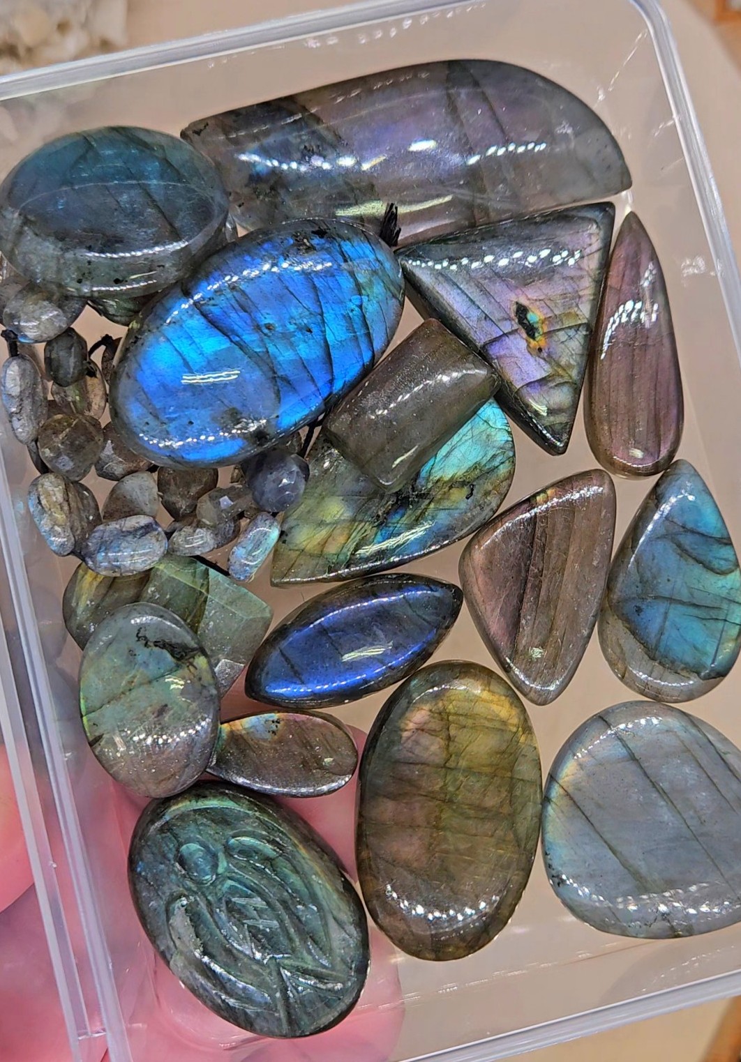 Large lot of labradorite cabochon with beads