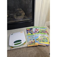 LeapFrog Tag Pen Book Explorer/Reader Carrying Case — With Book