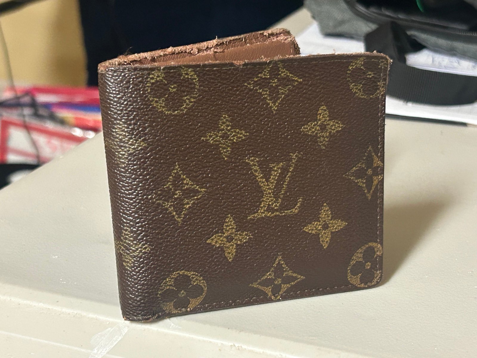 Louis Vuitton Monogram Pattern Bifold Wallet